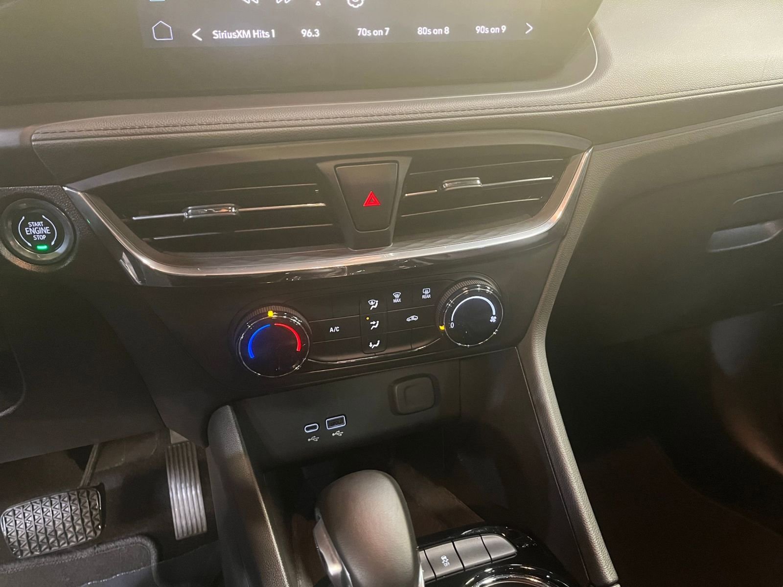 Thumbnail: 2025 Buick Encore GX - 18