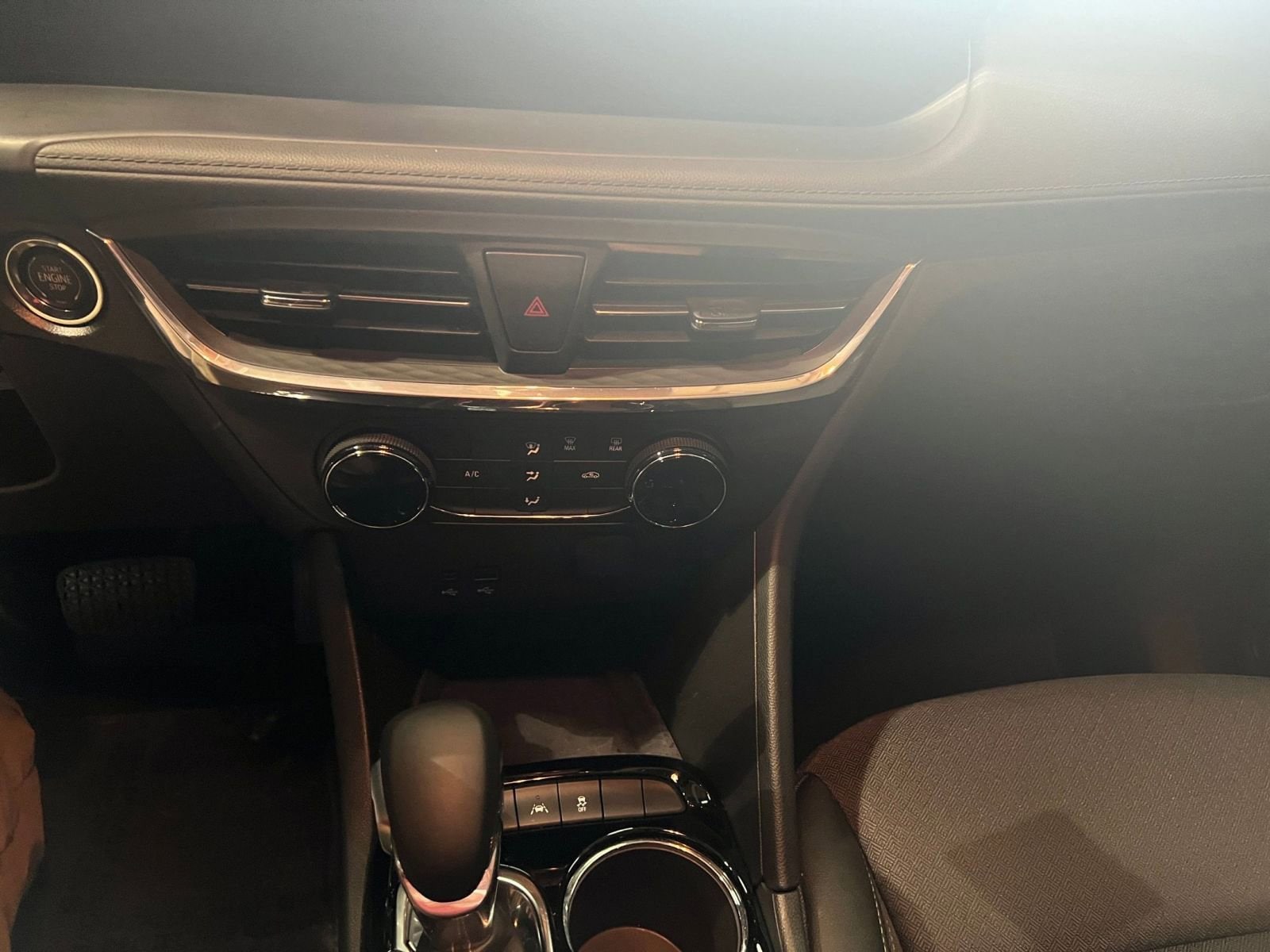 Thumbnail: 2025 Buick Encore GX - 18