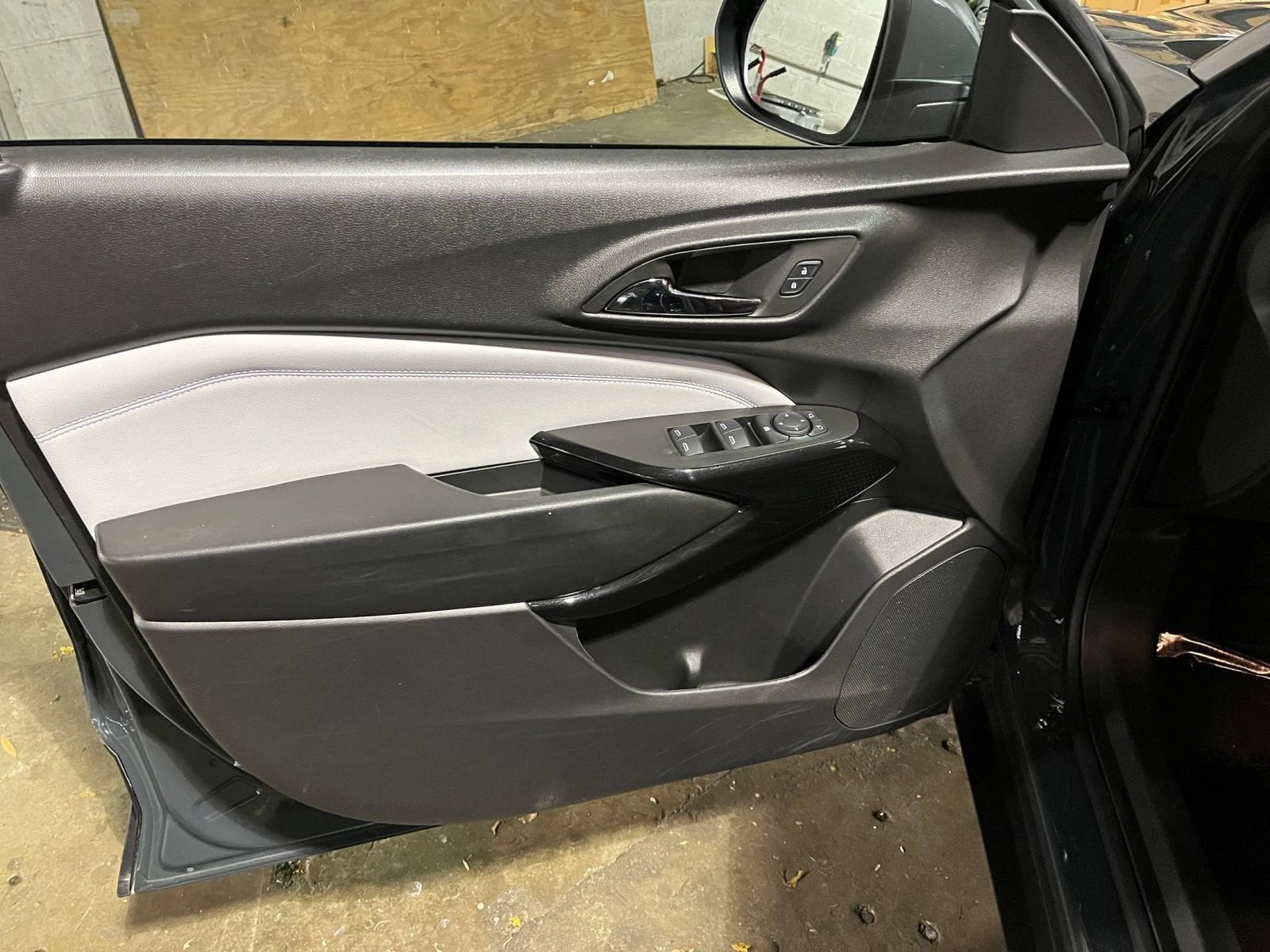 Thumbnail: 2025 Chevrolet Trax - 20