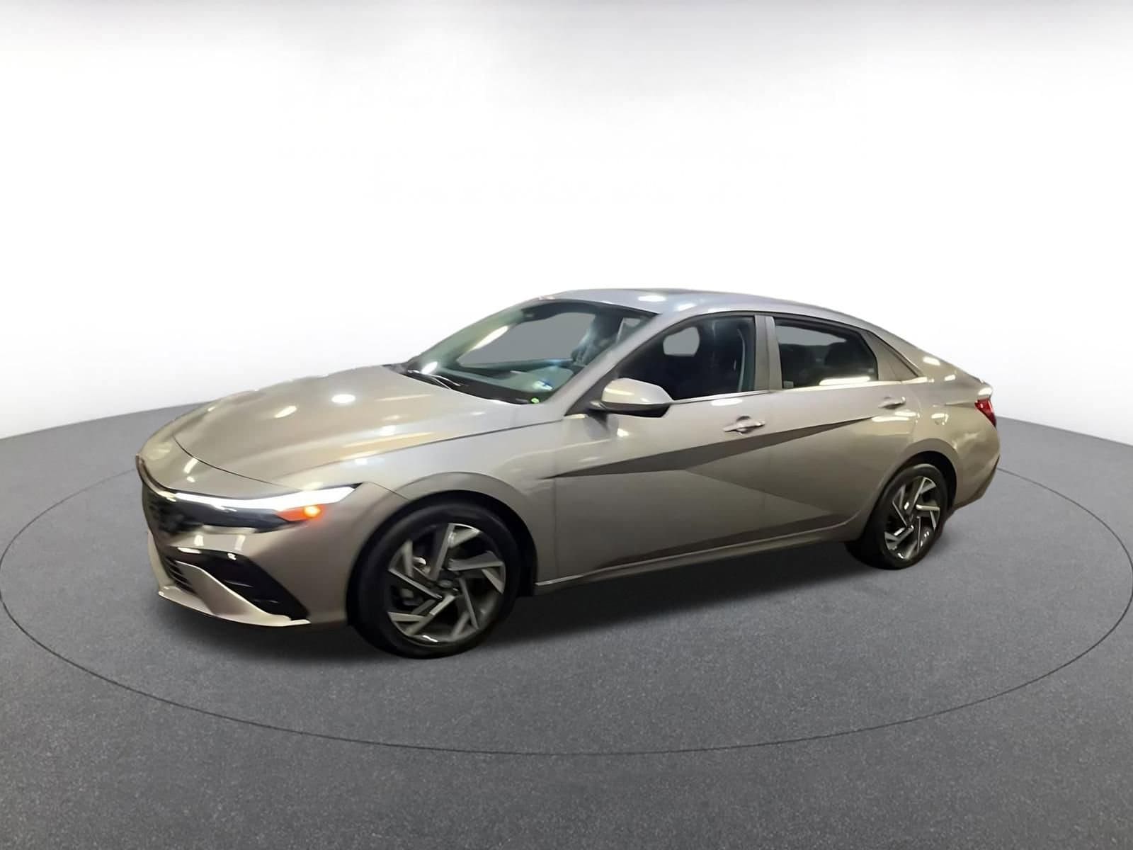 Thumbnail: 2025 Hyundai Elantra - 8