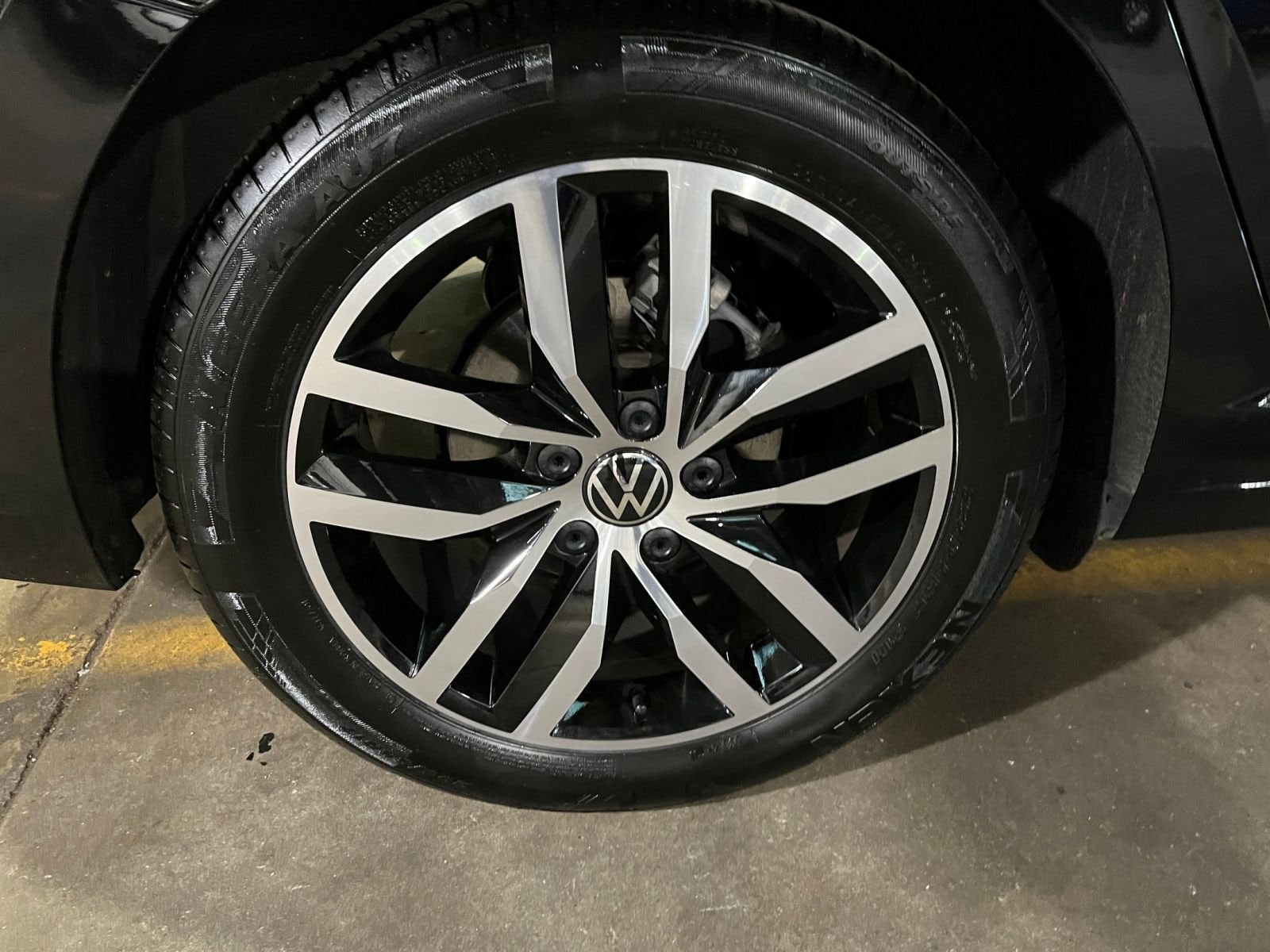 Thumbnail: 2025 Volkswagen Jetta - 29