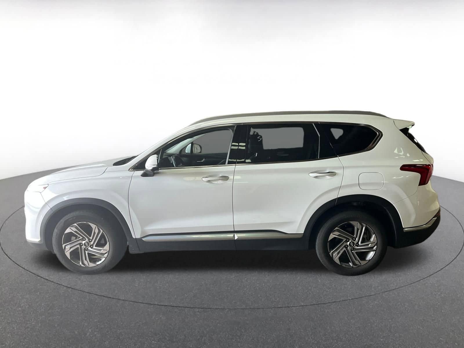 Thumbnail: 2023 Hyundai Santa Fe - 4