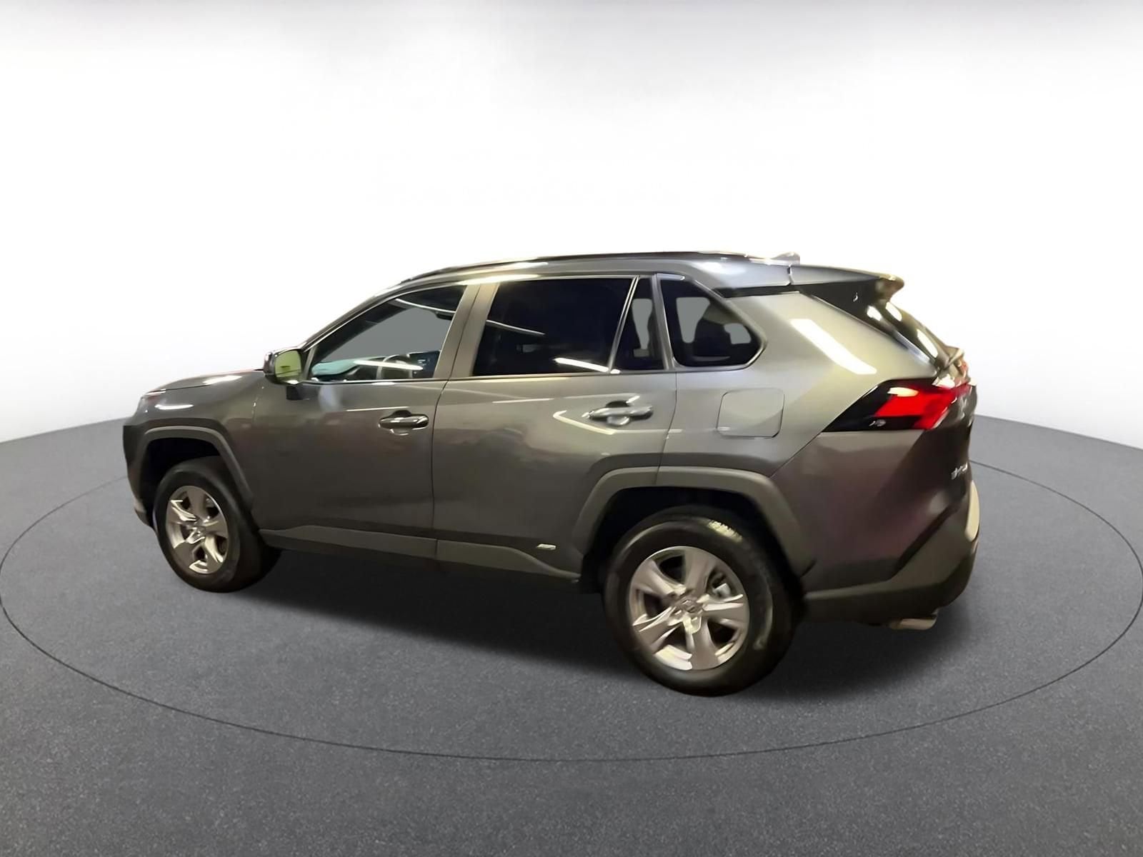 Thumbnail: 2025 Toyota RAV4 - 10