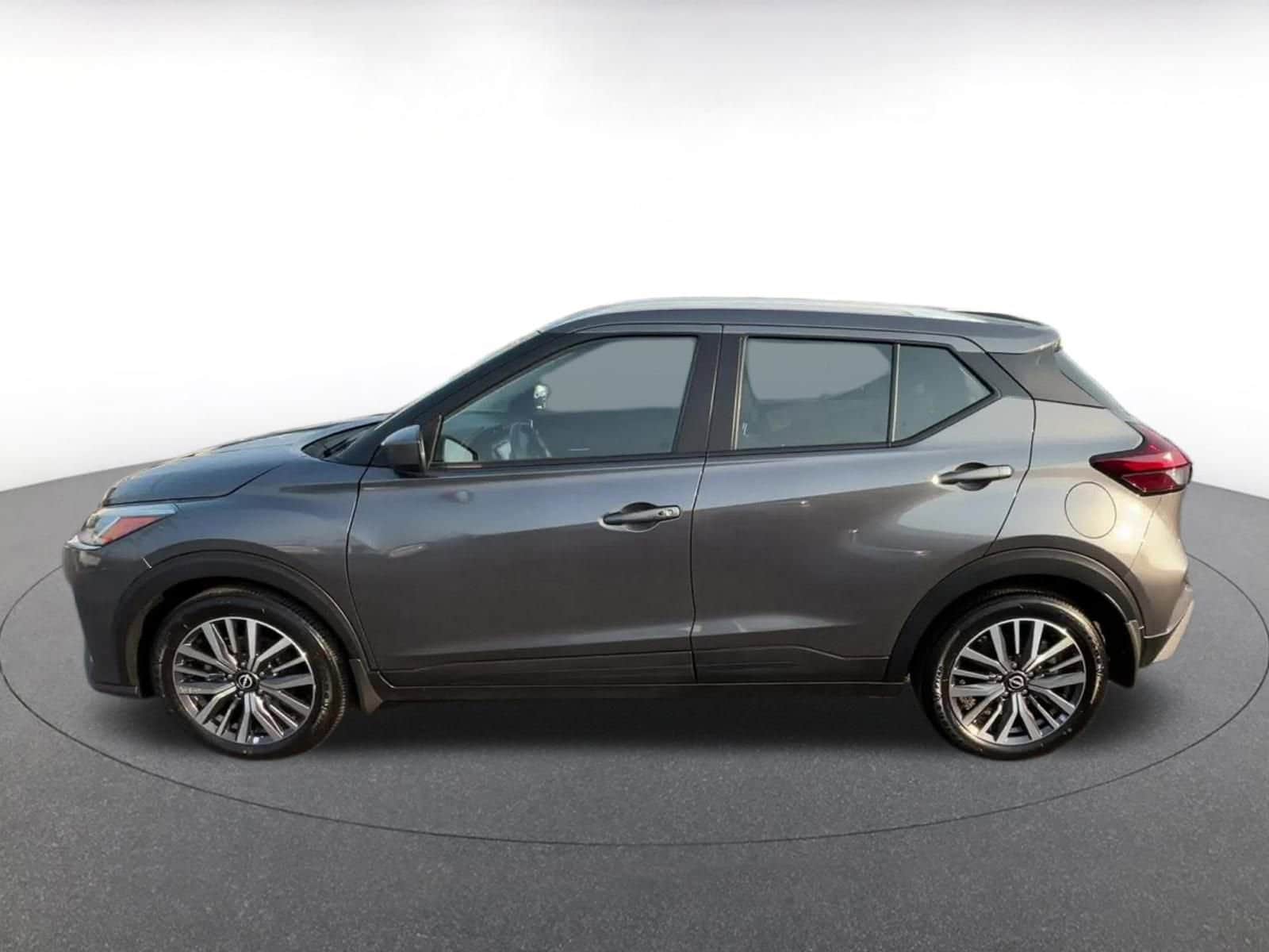 2024 Nissan Kicks SV 8