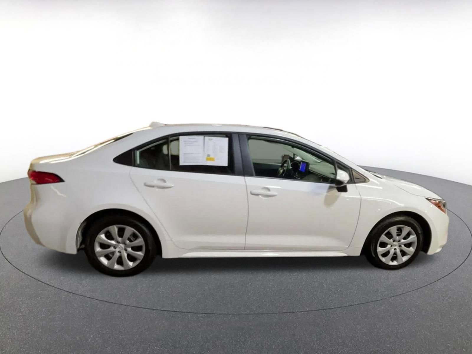 Thumbnail: 2025 Toyota Corolla - 16