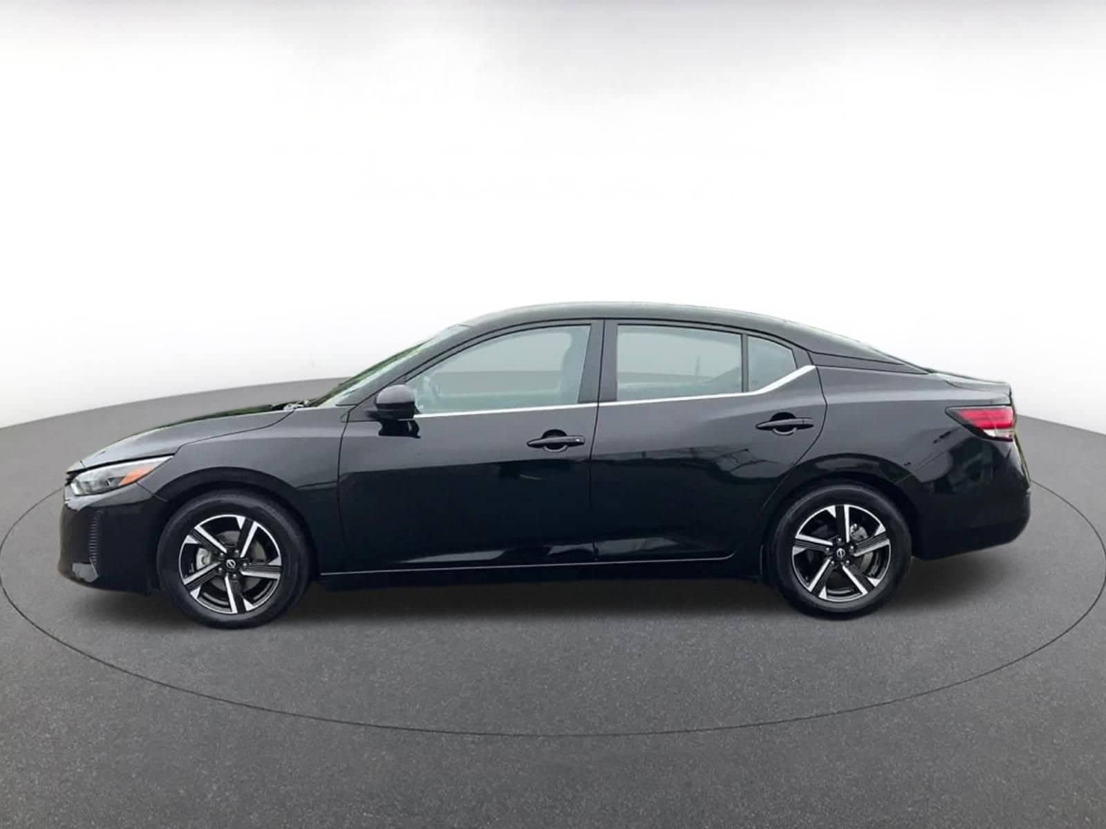 Thumbnail: 2025 Nissan Sentra - 8