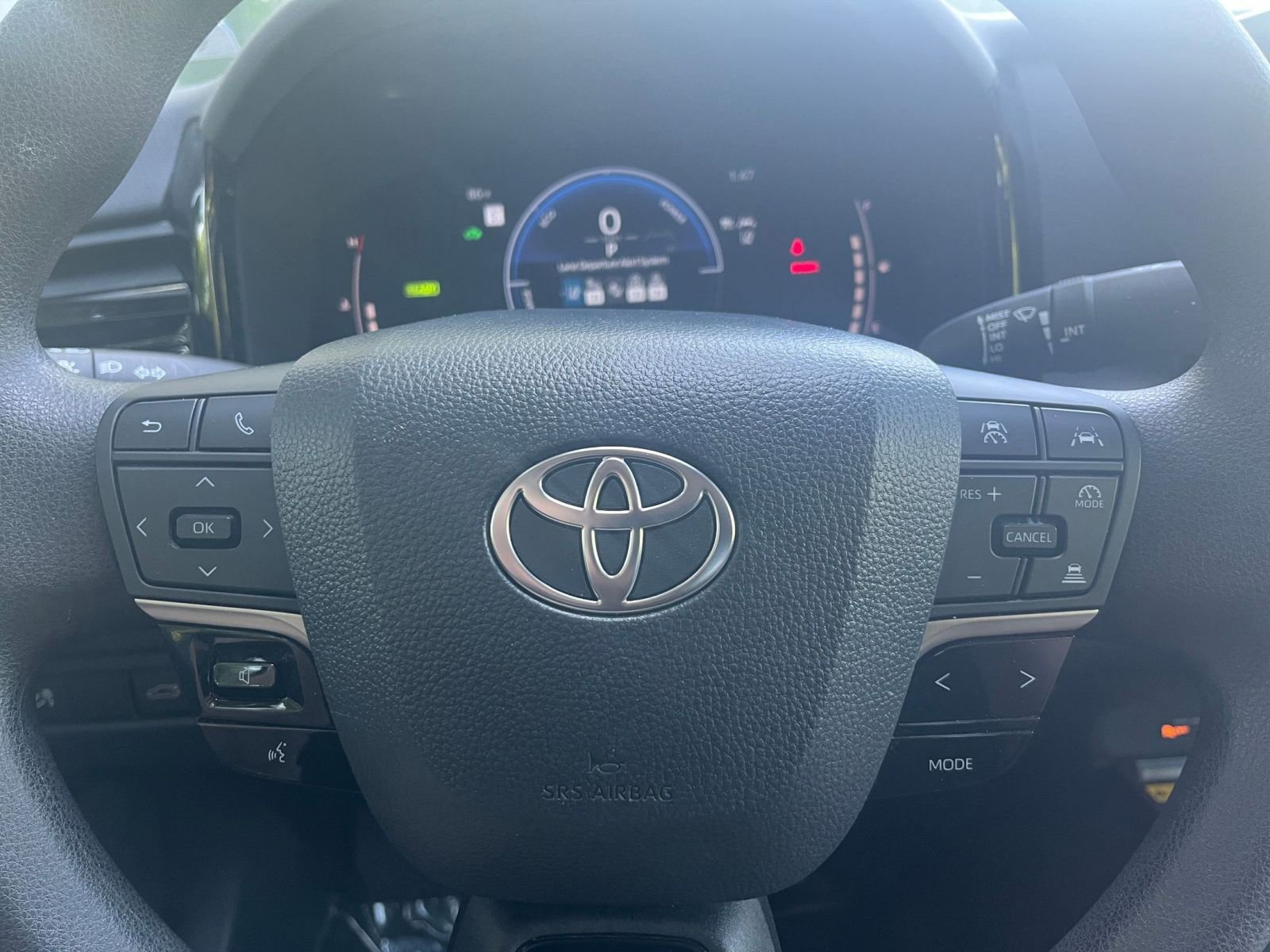 Thumbnail: 2025 Toyota Camry - 27