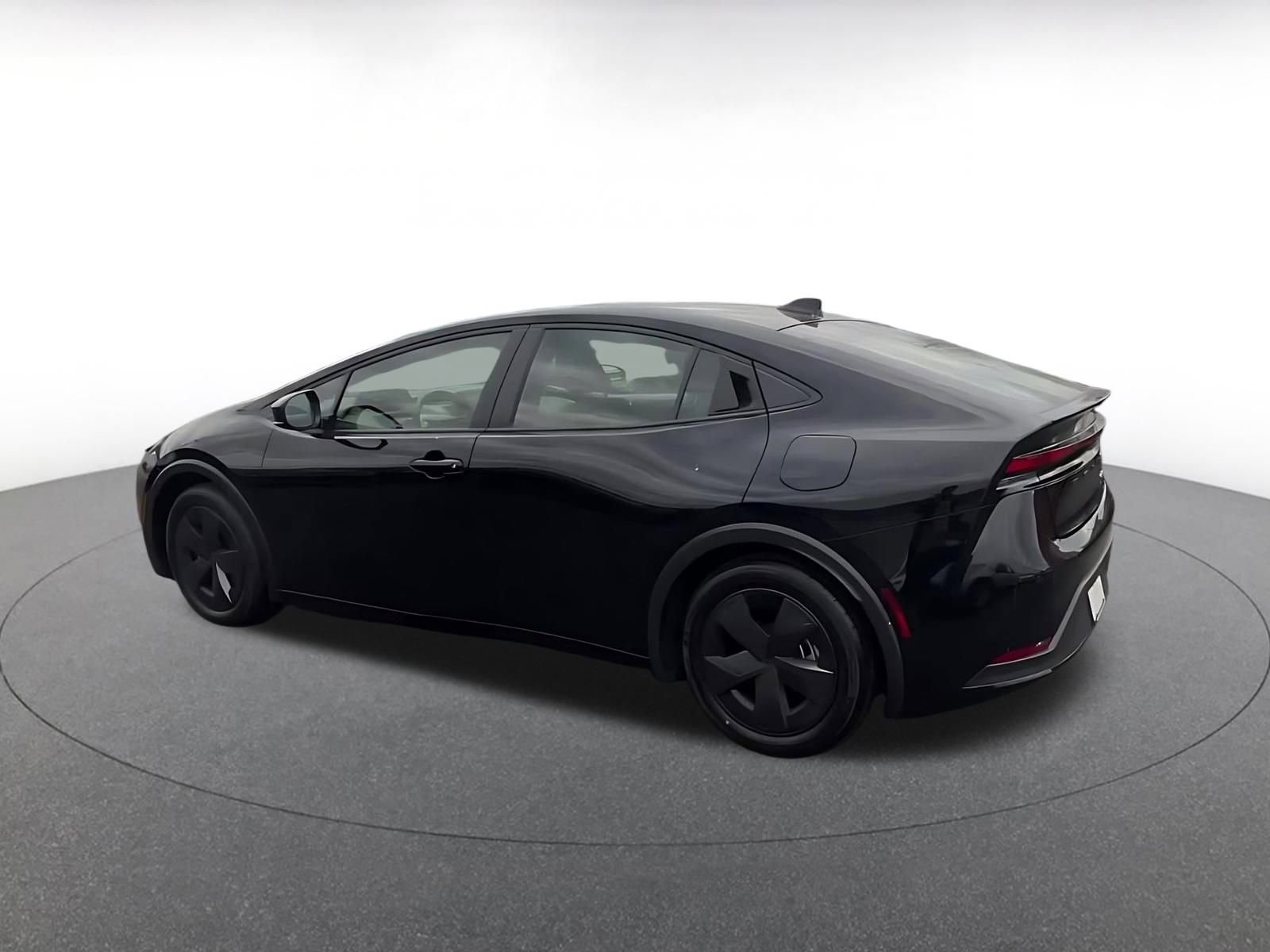 Thumbnail: 2025 Toyota Prius - 10