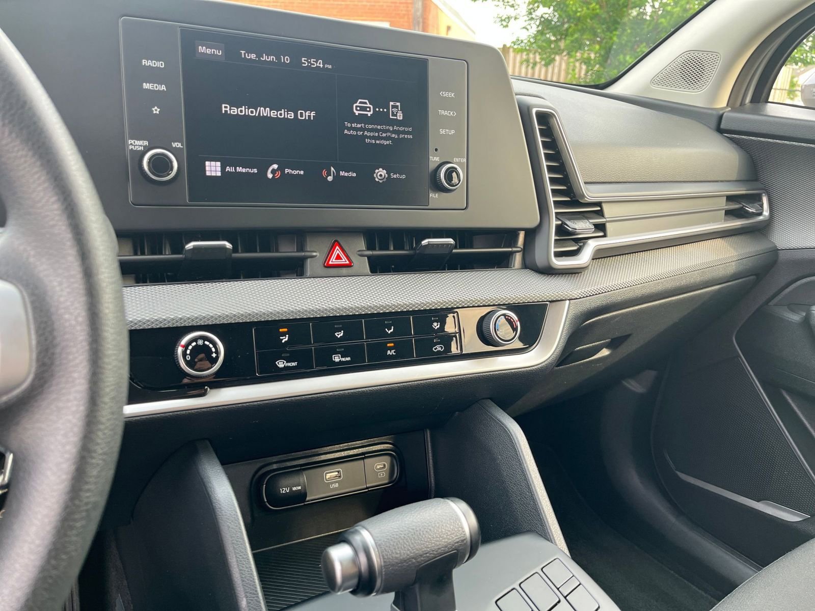 2024 Kia Sportage LX 29