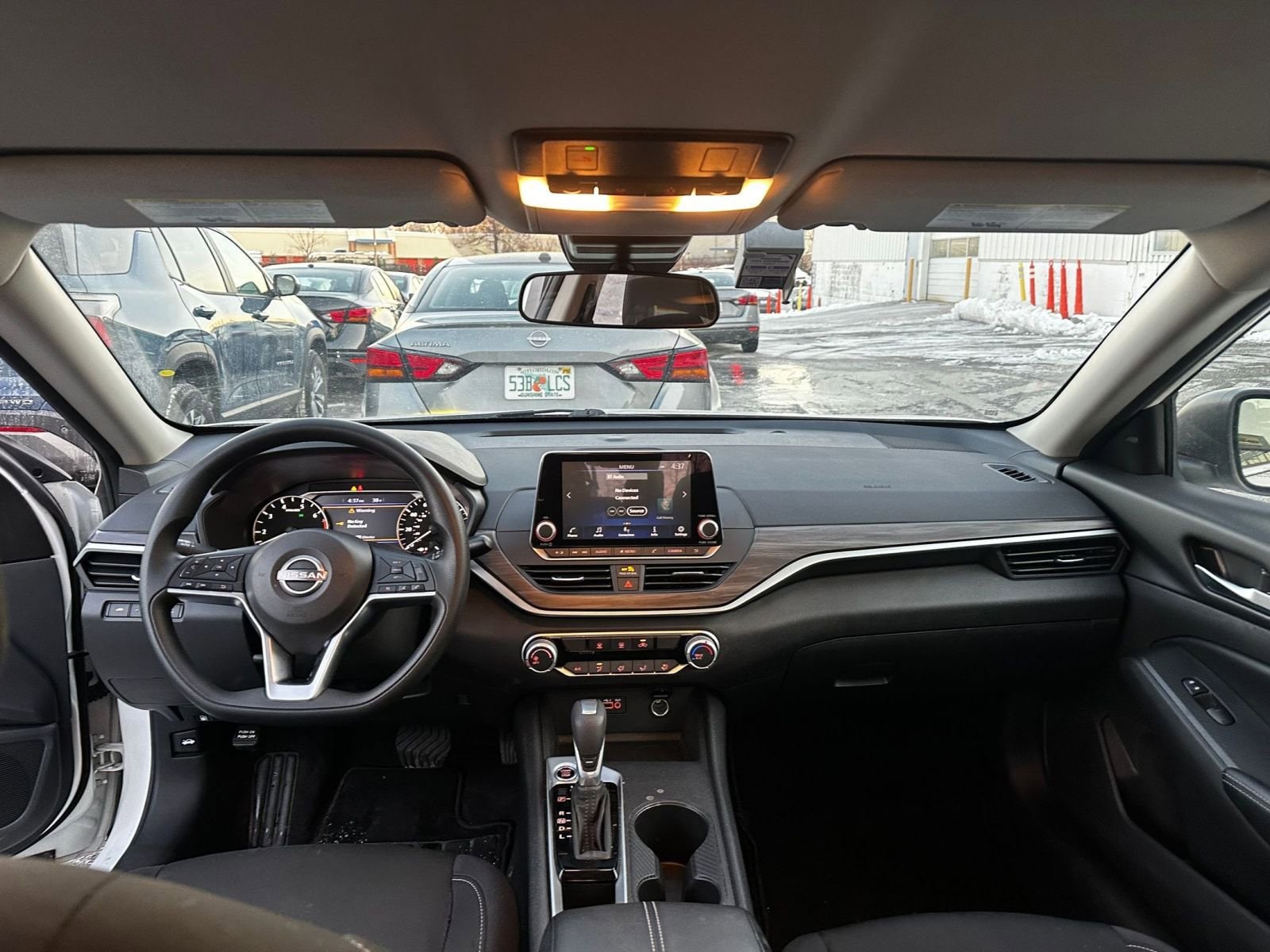 Thumbnail: 2025 Nissan Altima - 8