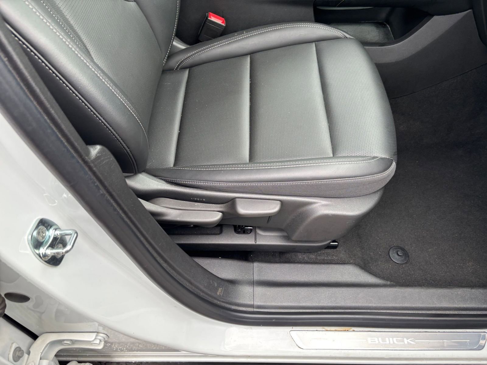 Thumbnail: 2024 Buick Envision - 28