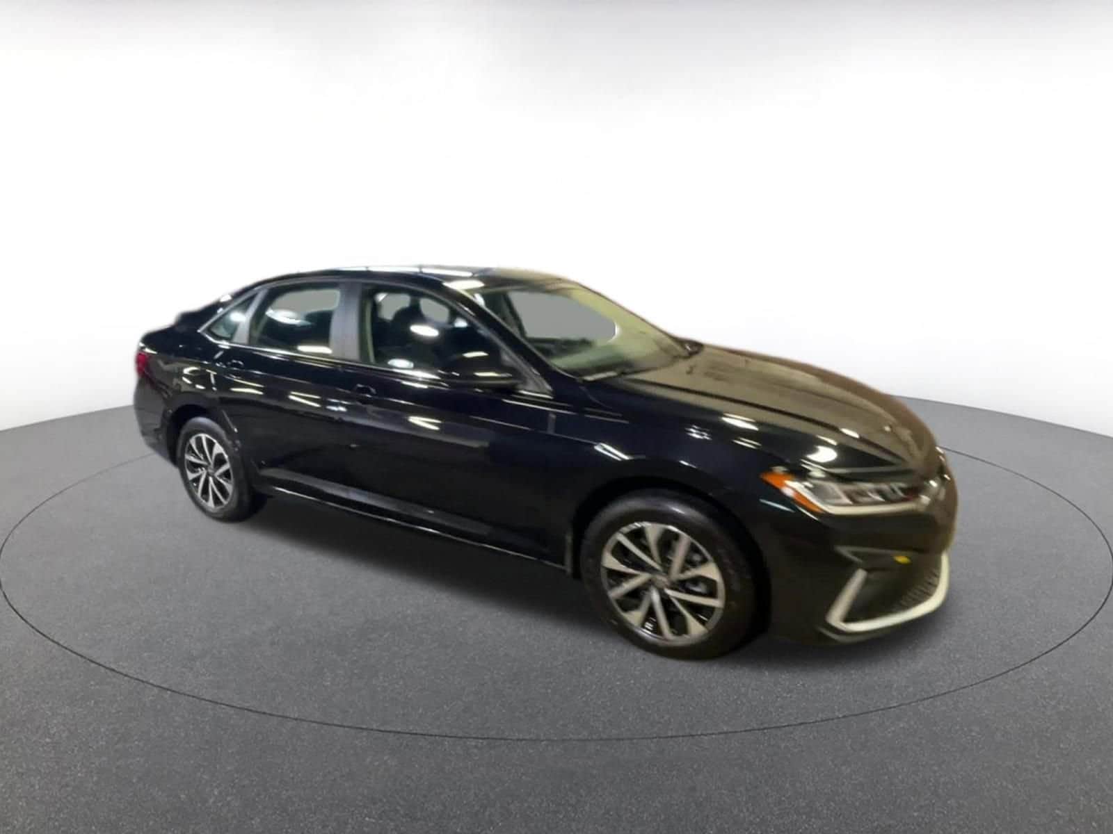 Thumbnail: 2025 Volkswagen Jetta - 2