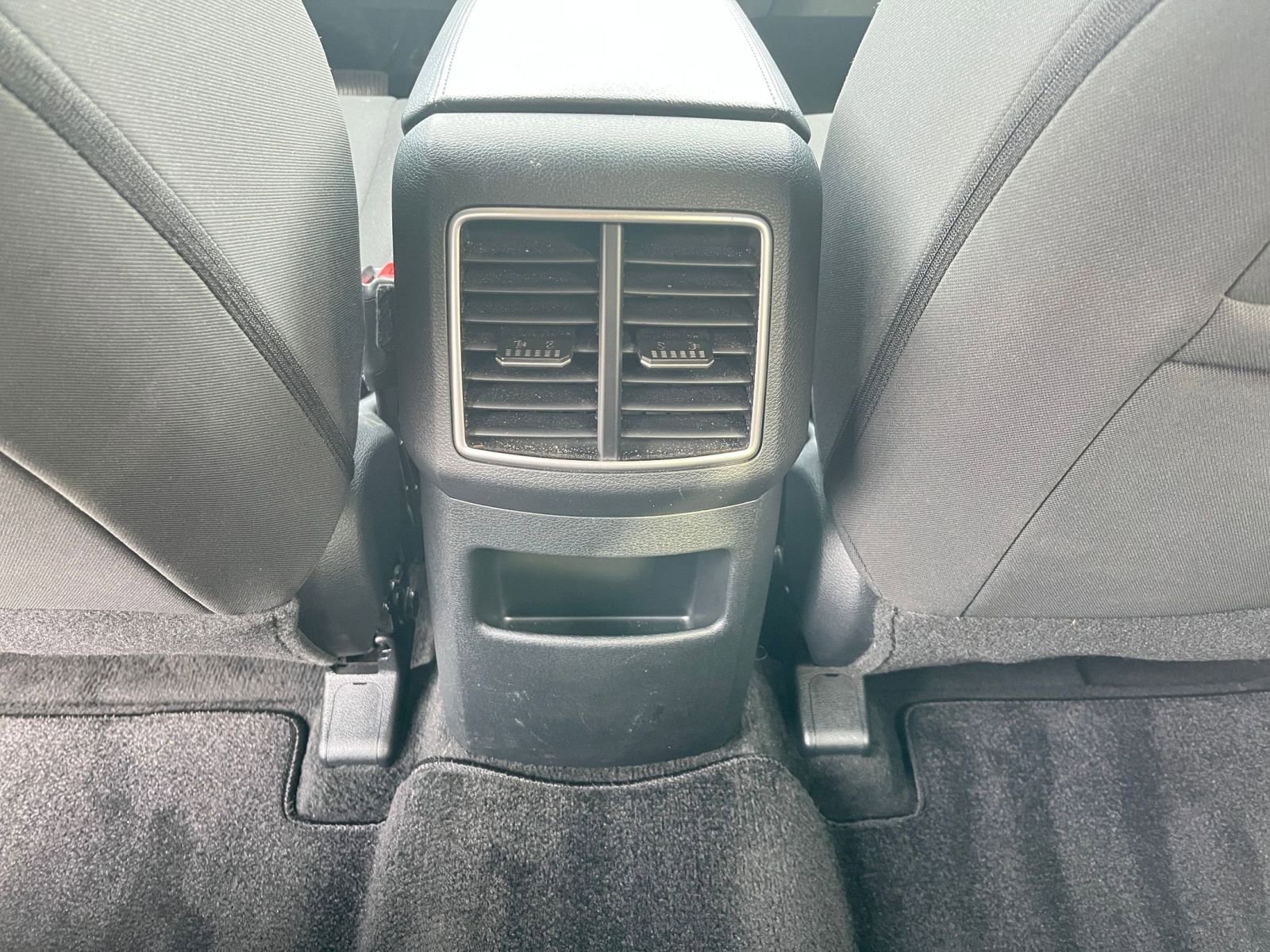 2024 Kia Sportage LX 33