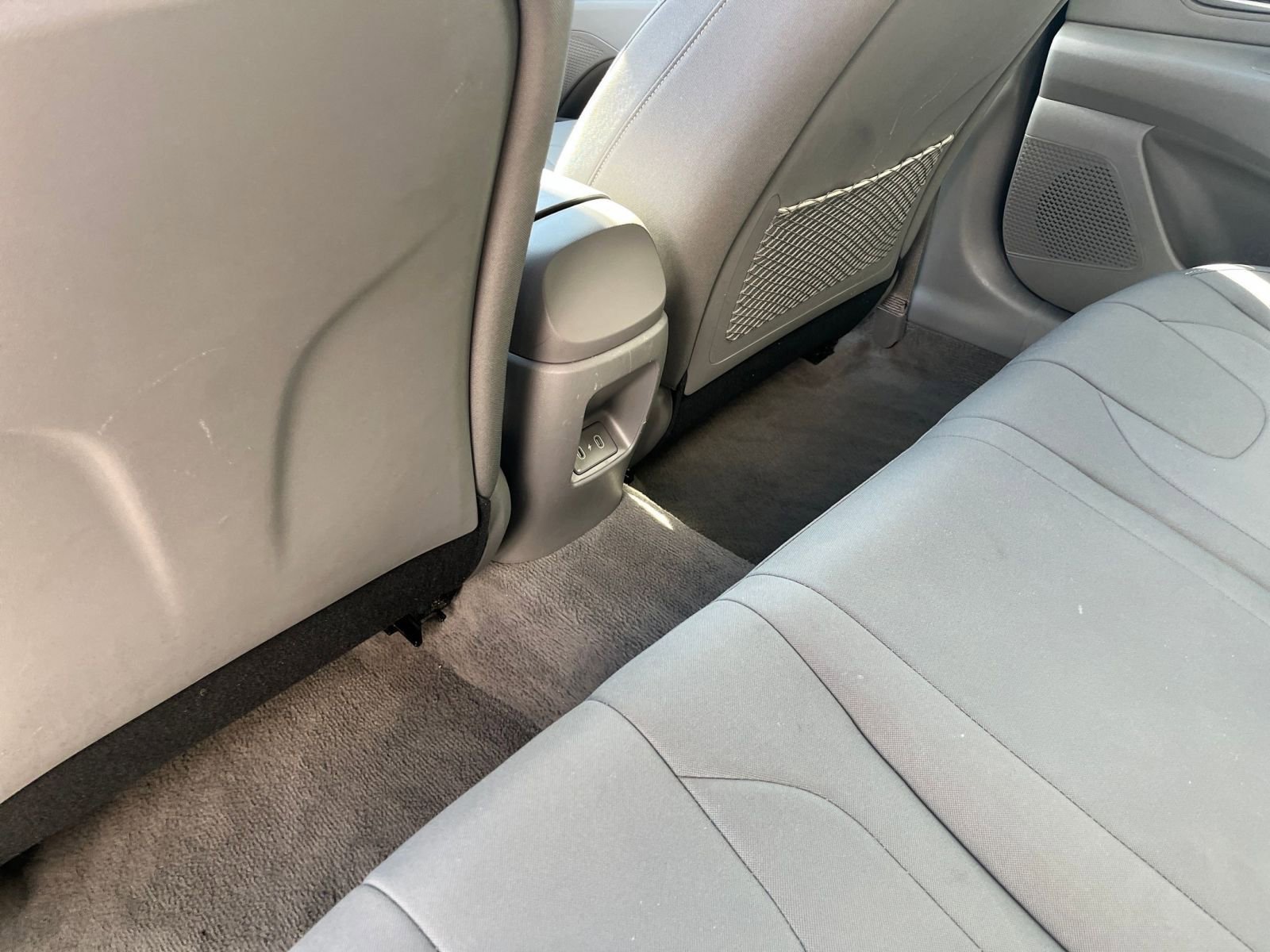 Thumbnail: 2025 Hyundai Elantra - 24