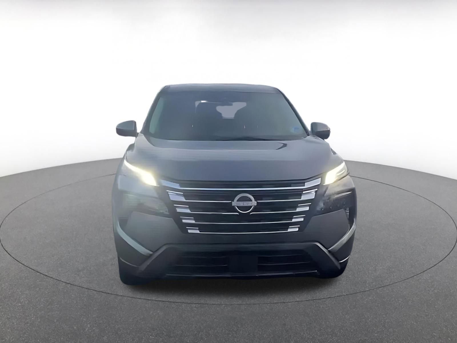 Thumbnail: 2025 Nissan Rogue - 4