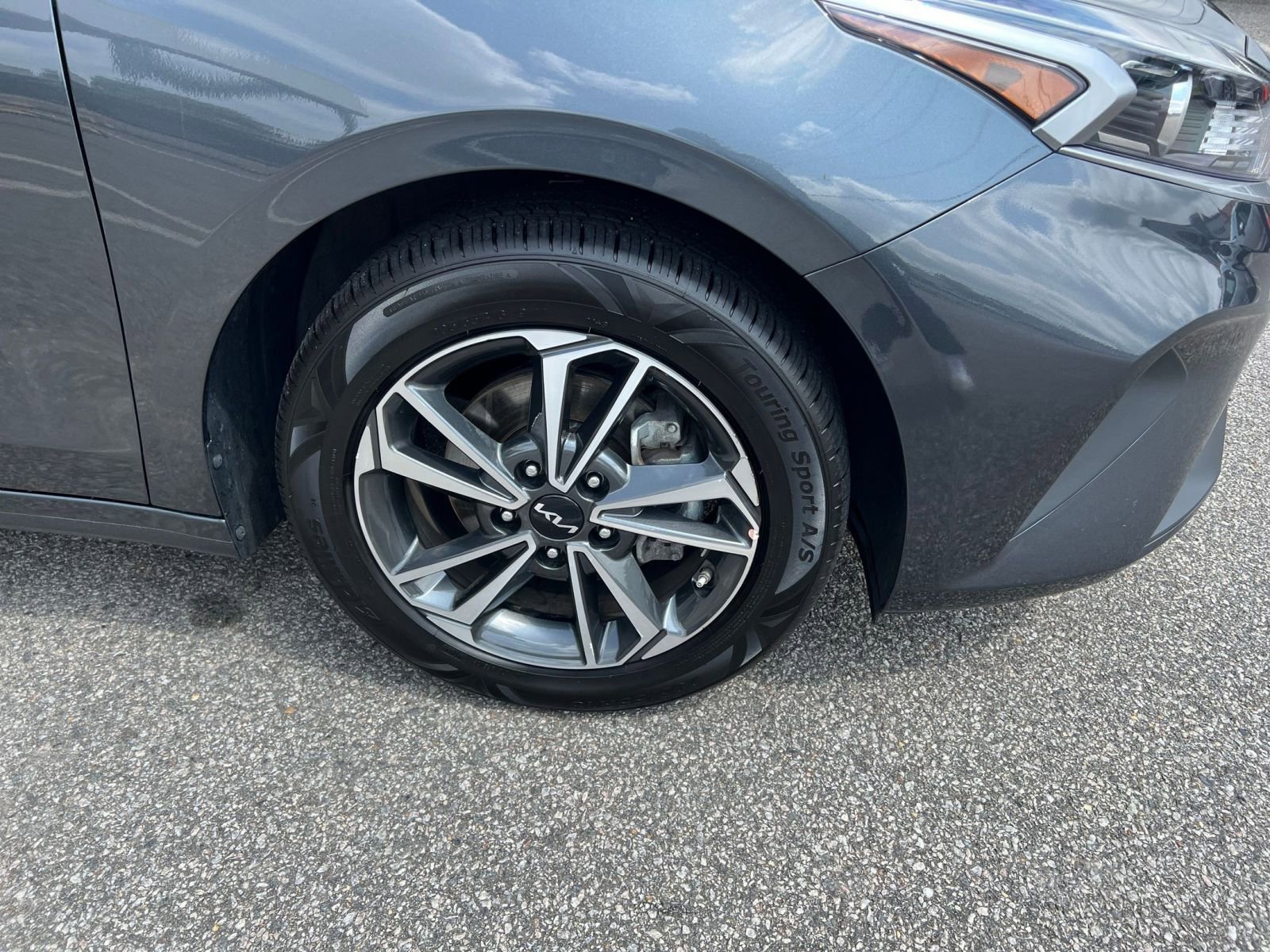 2024 Kia Forte LXS 28