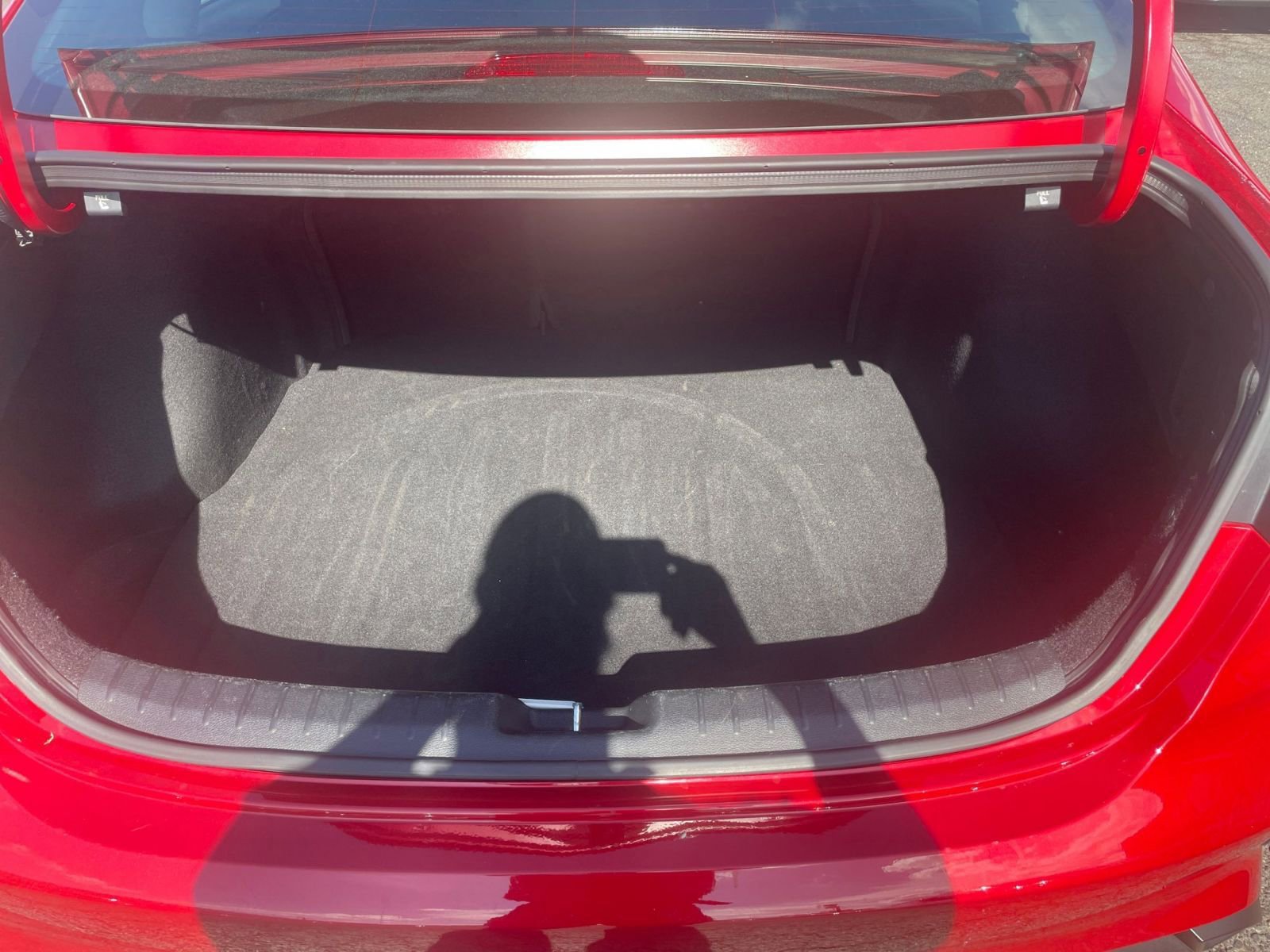 Thumbnail: 2024 Kia Forte - 31