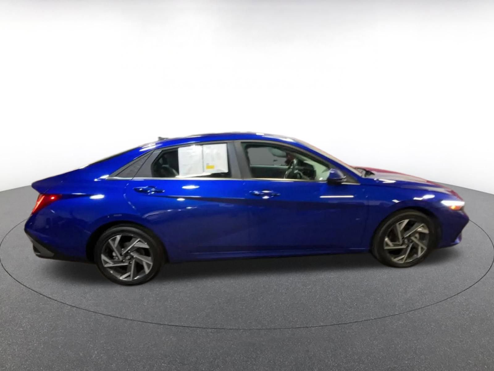 Thumbnail: 2025 Hyundai Elantra - 16