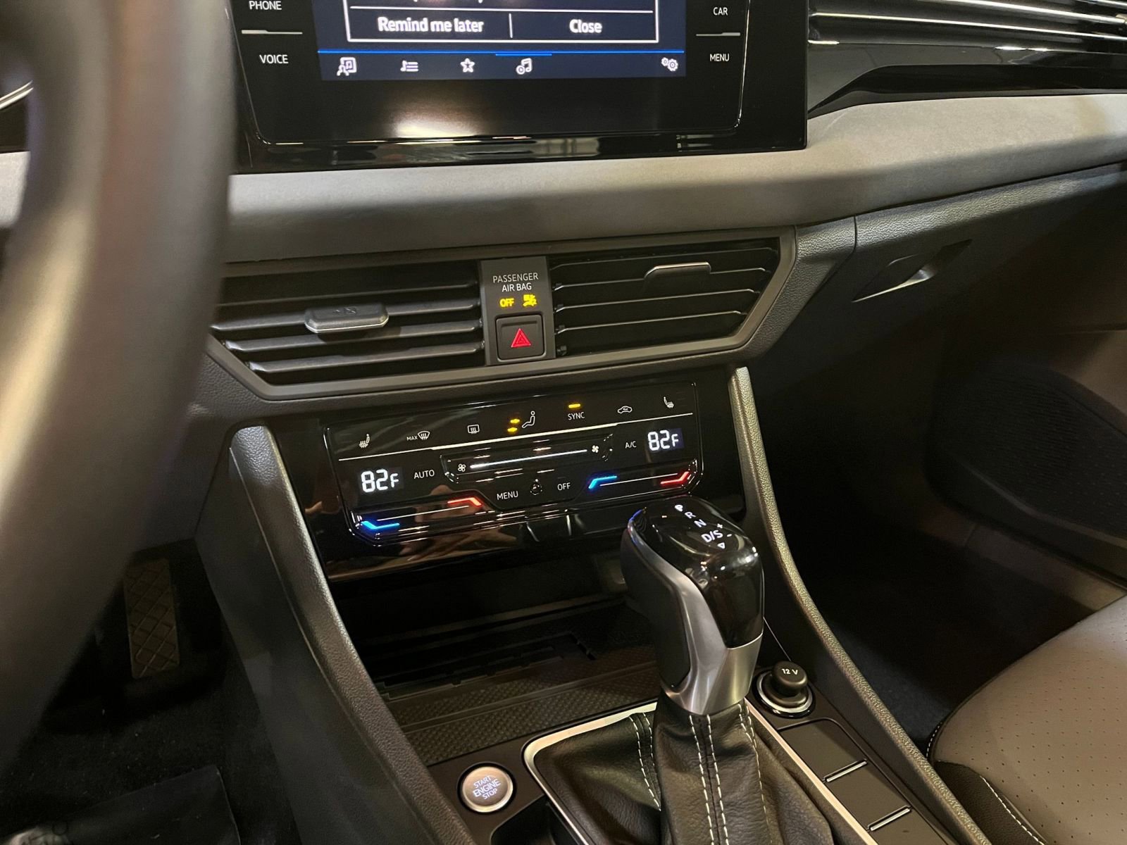 Thumbnail: 2025 Volkswagen Jetta - 18