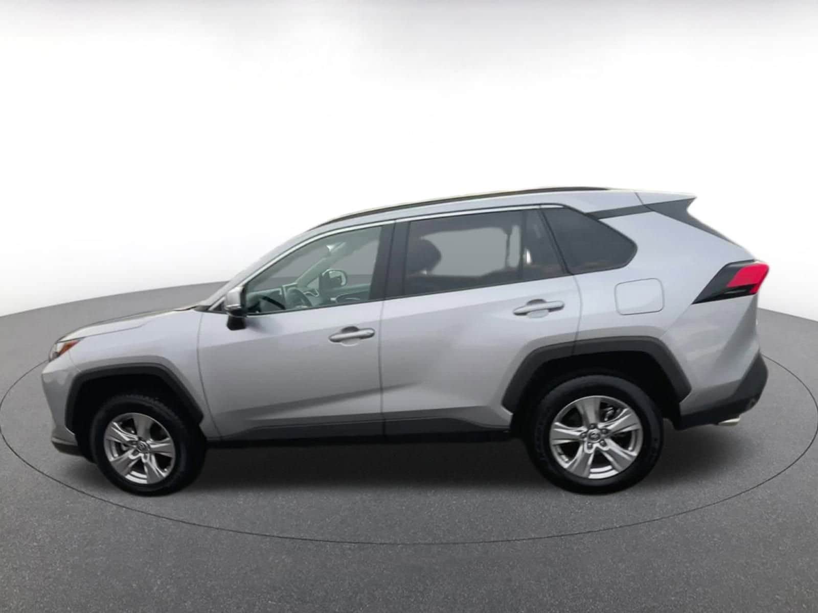 Thumbnail: 2024 Toyota RAV4 - 8