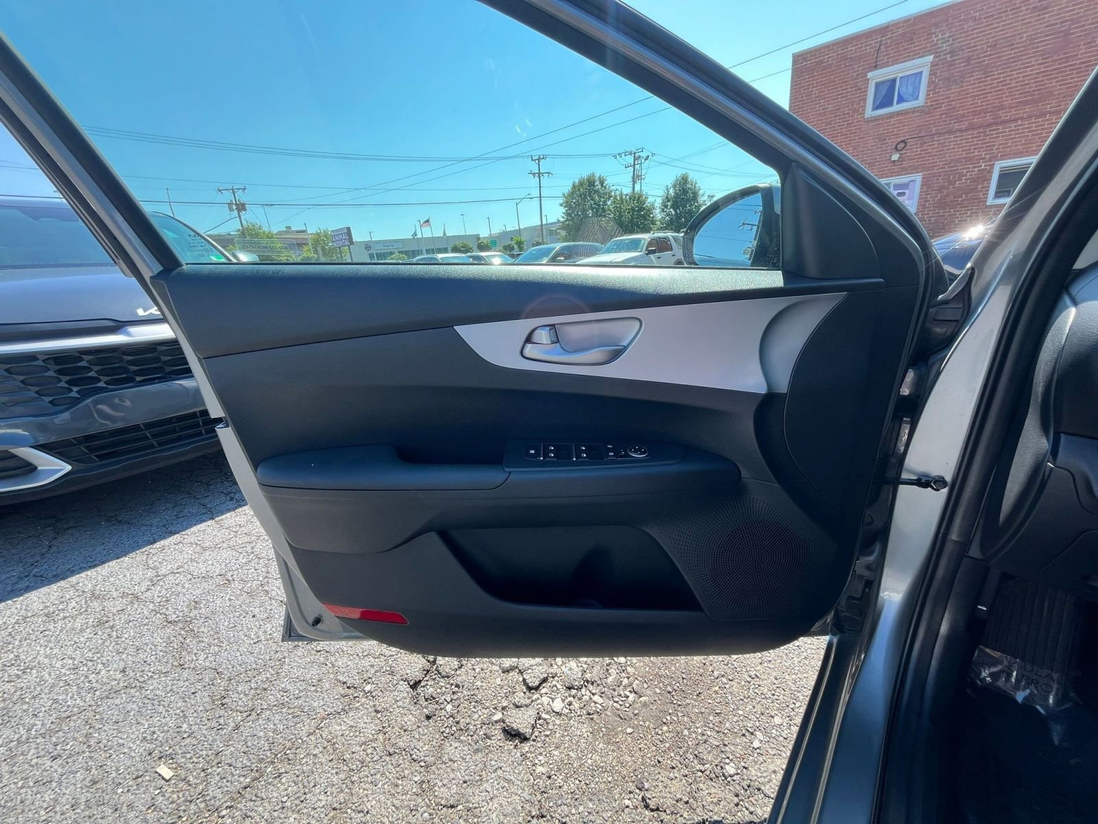 Thumbnail: 2024 Kia Forte - 20
