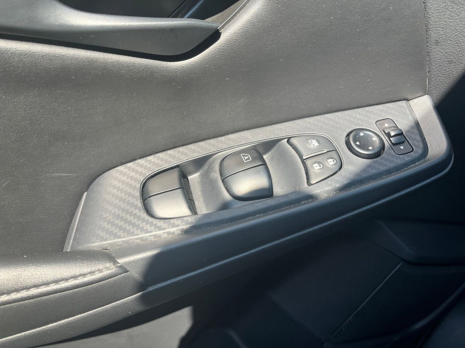 Thumbnail: 2025 Nissan Sentra - 18