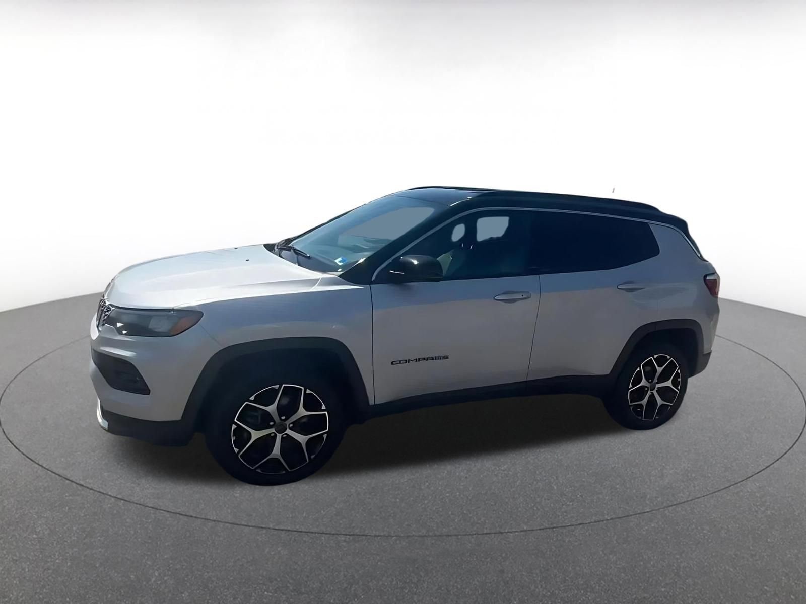 Thumbnail: 2025 Jeep Compass - 8