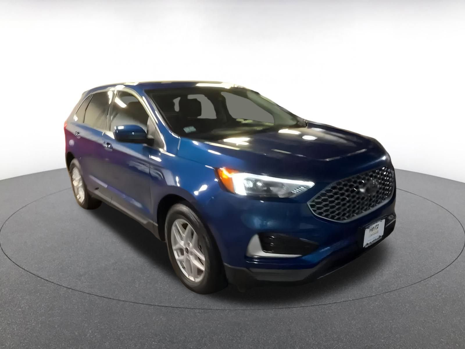 Thumbnail: 2023 Ford Edge - 3