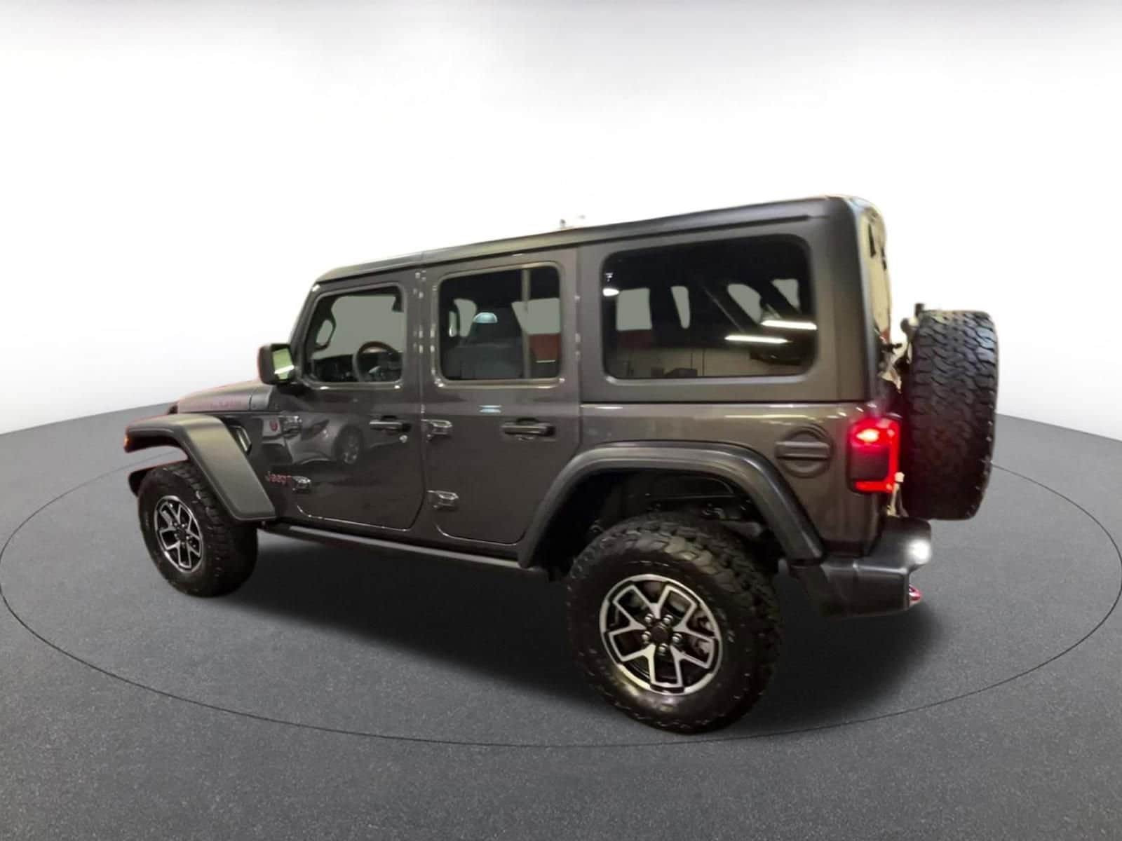 Thumbnail: 2025 Jeep Wrangler - 10