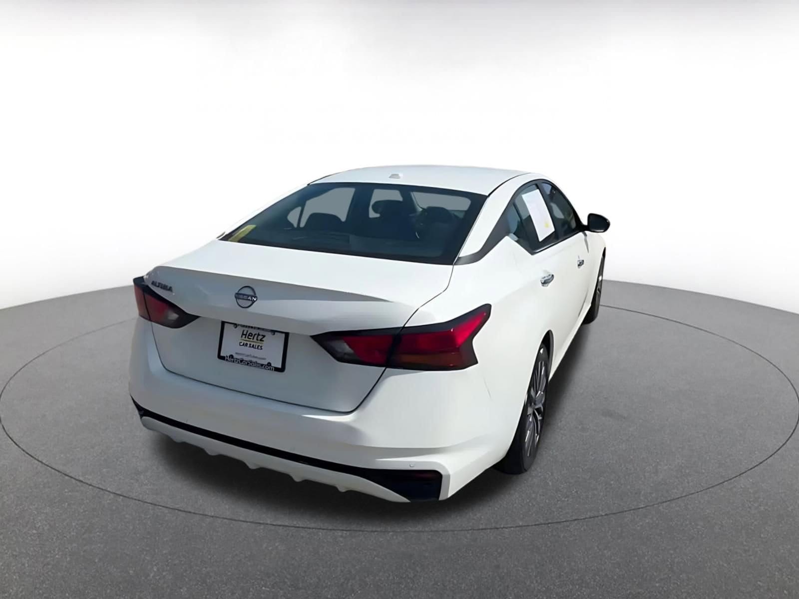 Thumbnail: 2025 Nissan Altima - 14