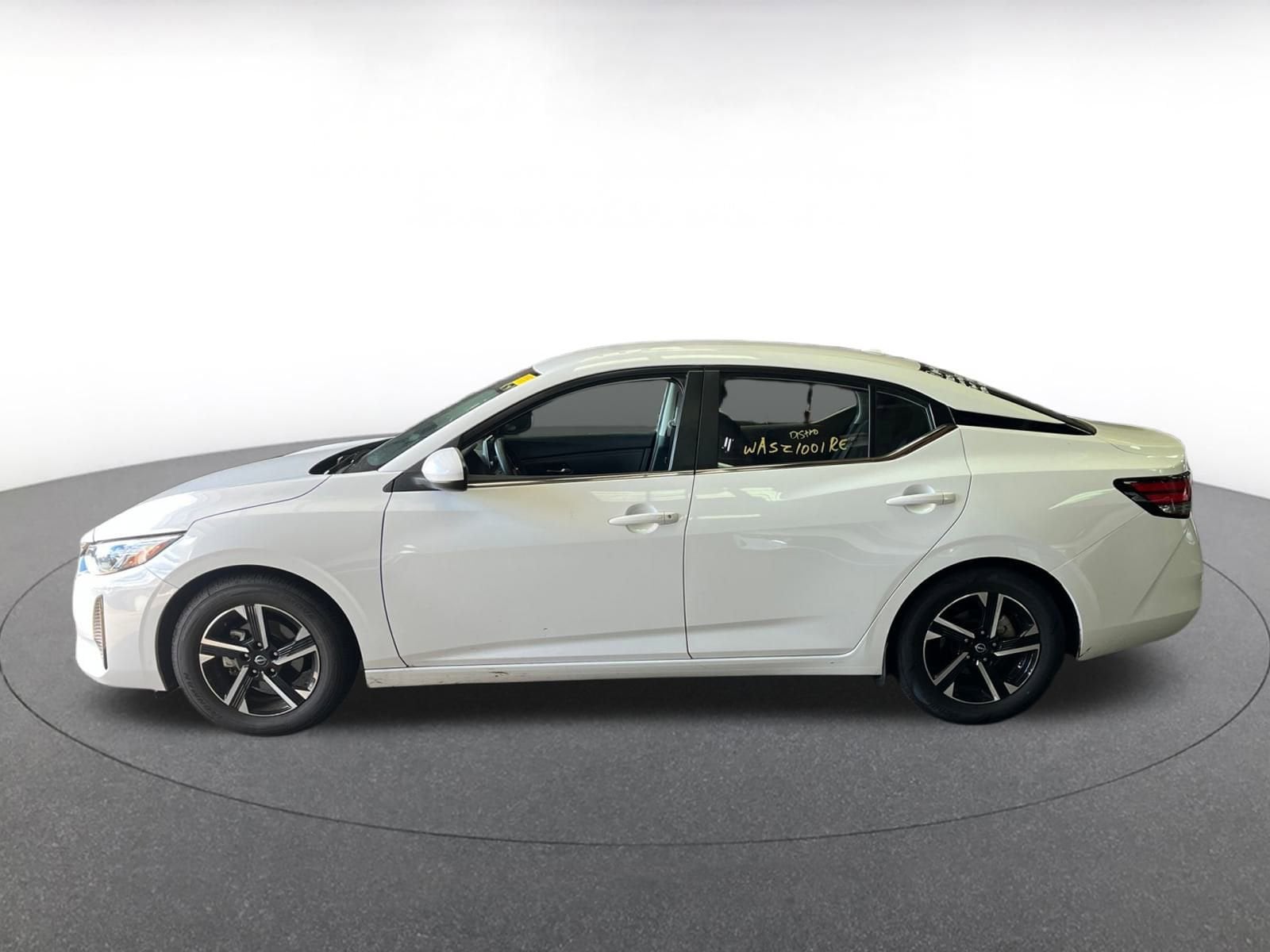 Thumbnail: 2024 Nissan Sentra - 4