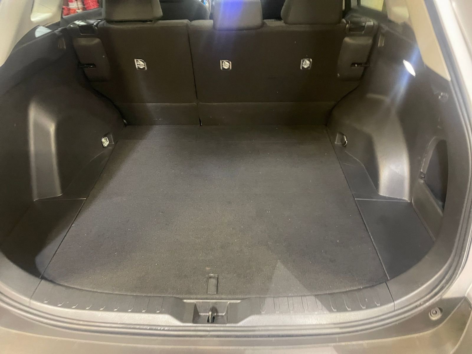 Thumbnail: 2025 Toyota RAV4 - 31