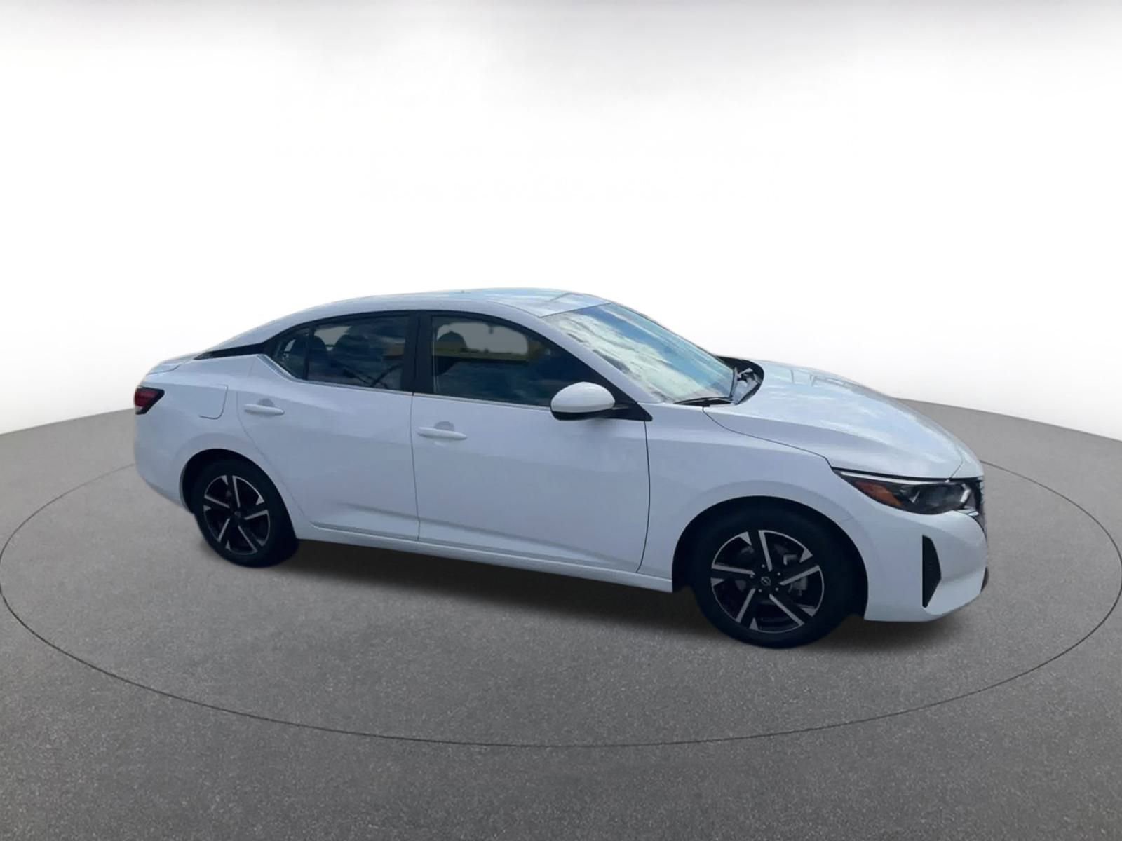 Thumbnail: 2024 Nissan Sentra - 2