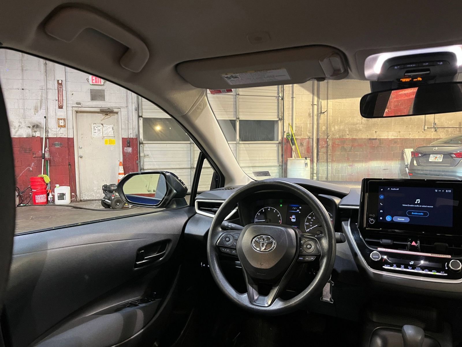 Thumbnail: 2025 Toyota Corolla - 33