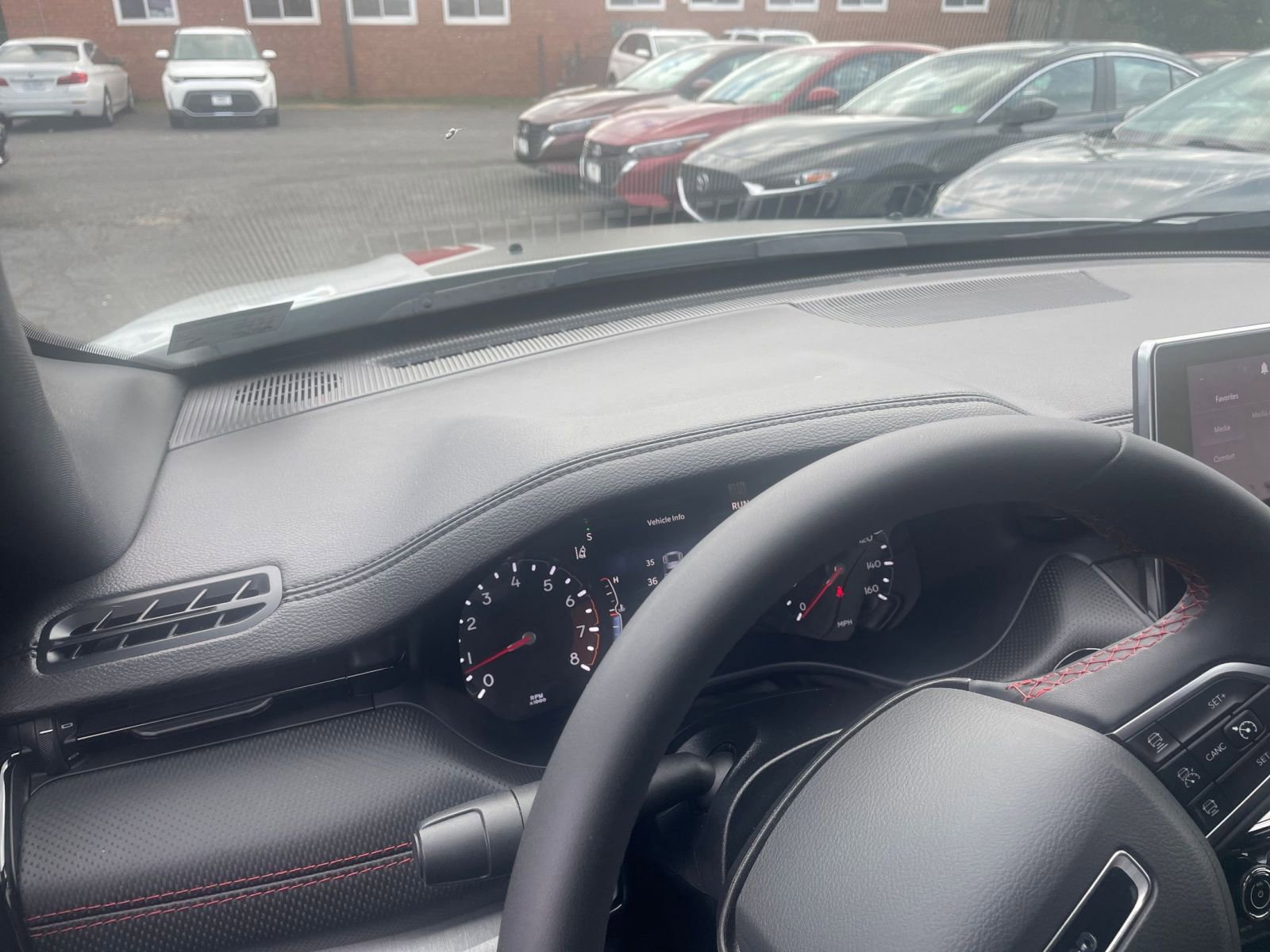 Thumbnail: 2025 Jeep Compass - 34