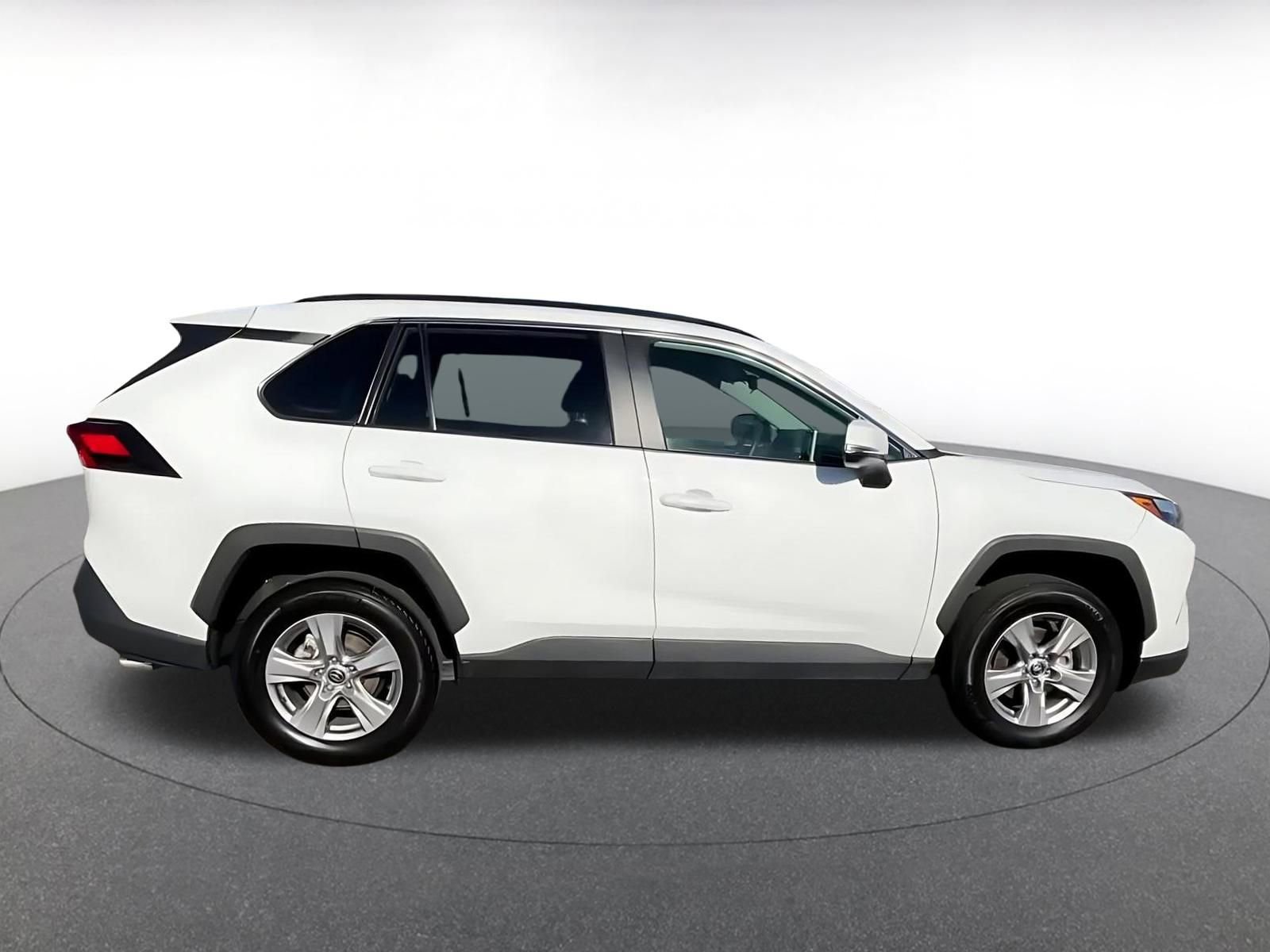 Thumbnail: 2025 Toyota RAV4 - 16