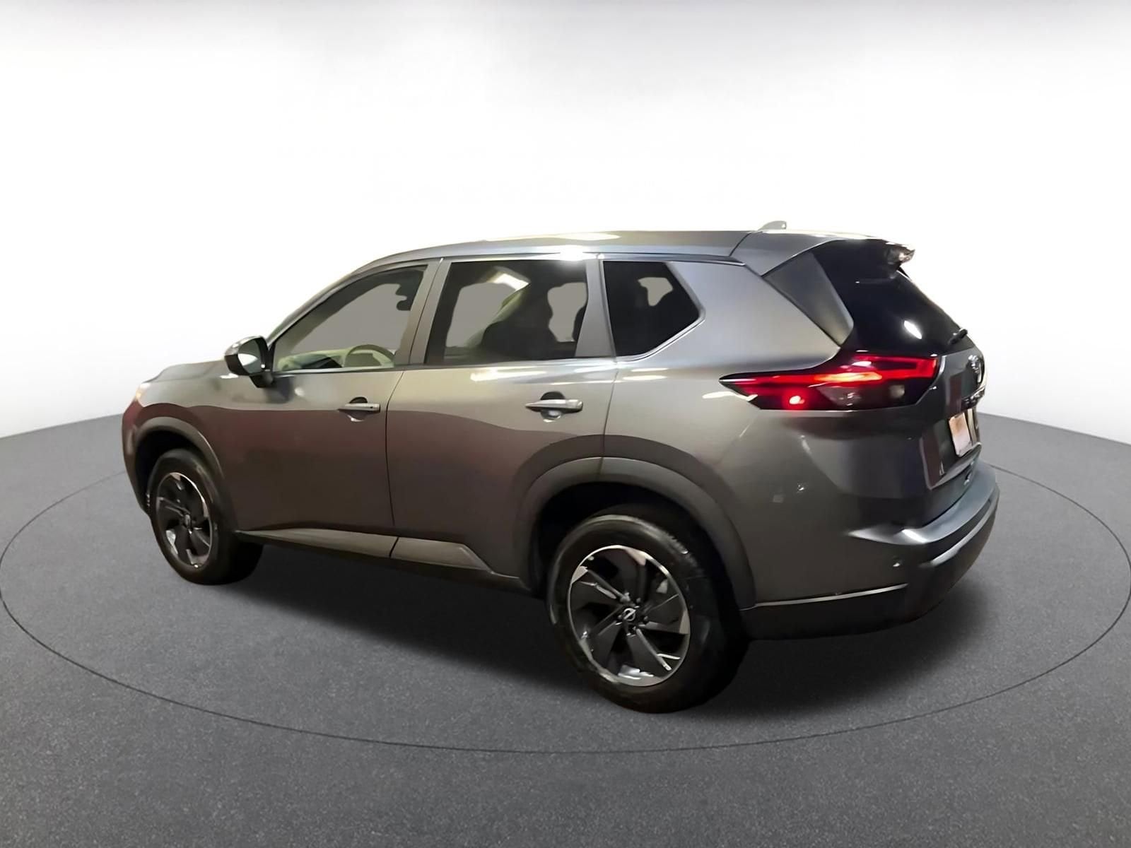 Thumbnail: 2024 Nissan Rogue - 10