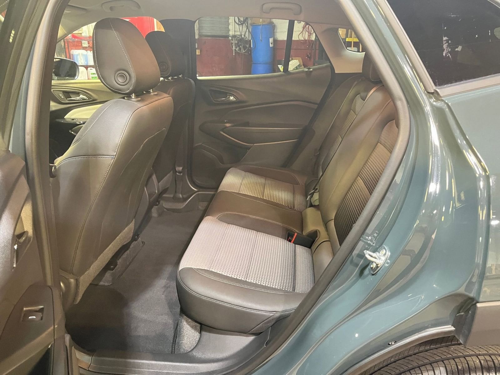 Thumbnail: 2025 Chevrolet Trax - 24