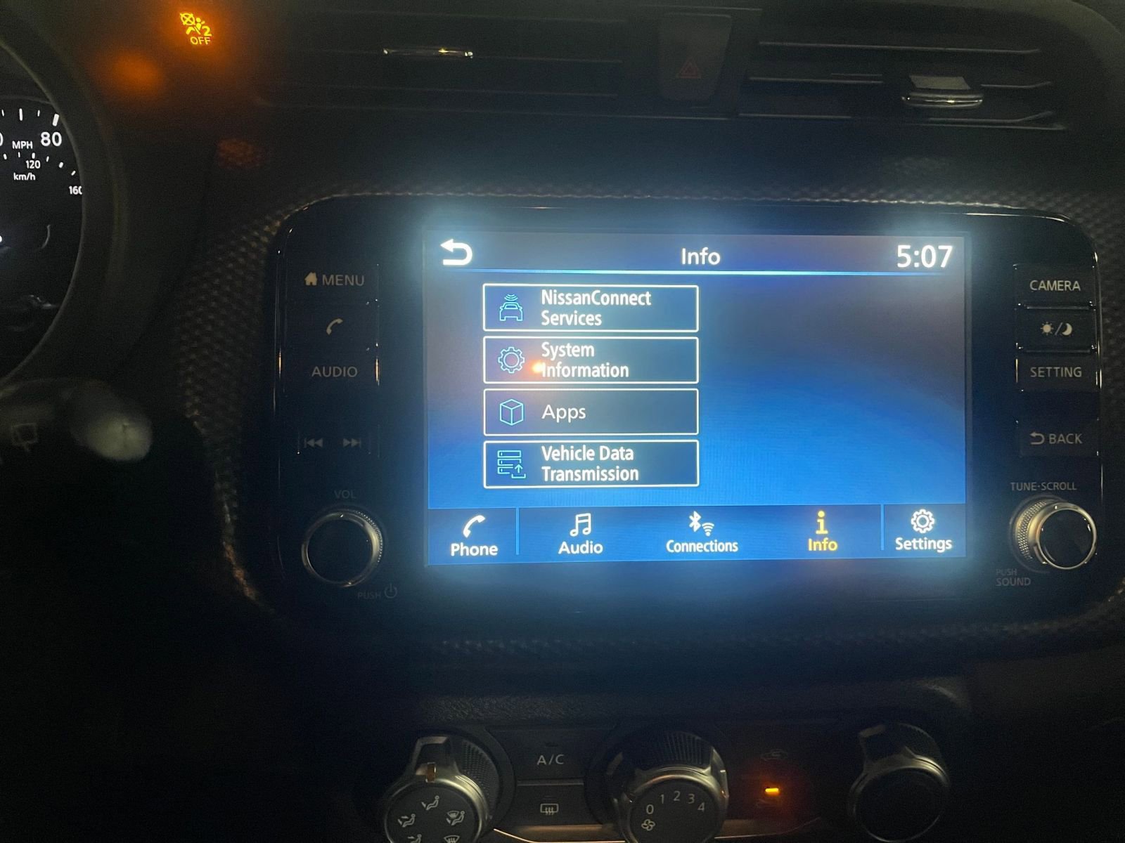 Thumbnail: 2024 Nissan Kicks - 21