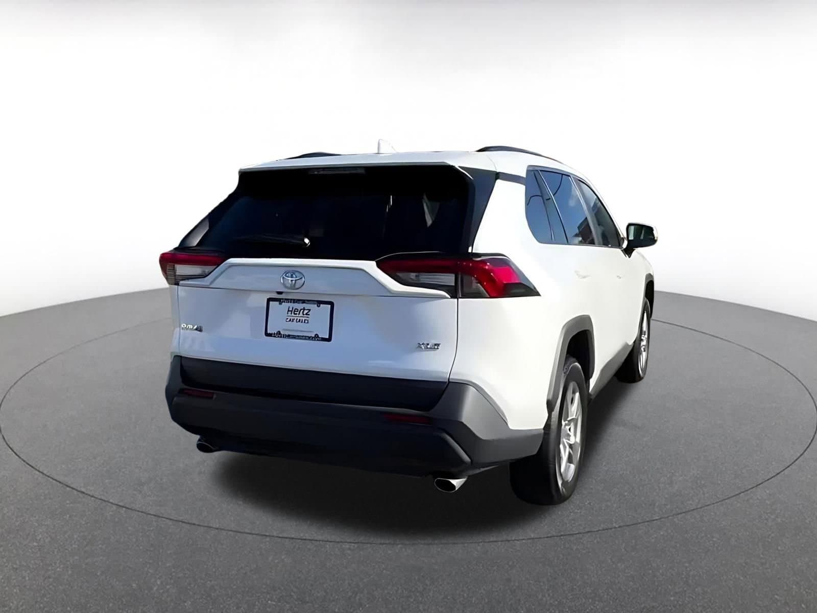 Thumbnail: 2025 Toyota RAV4 - 14