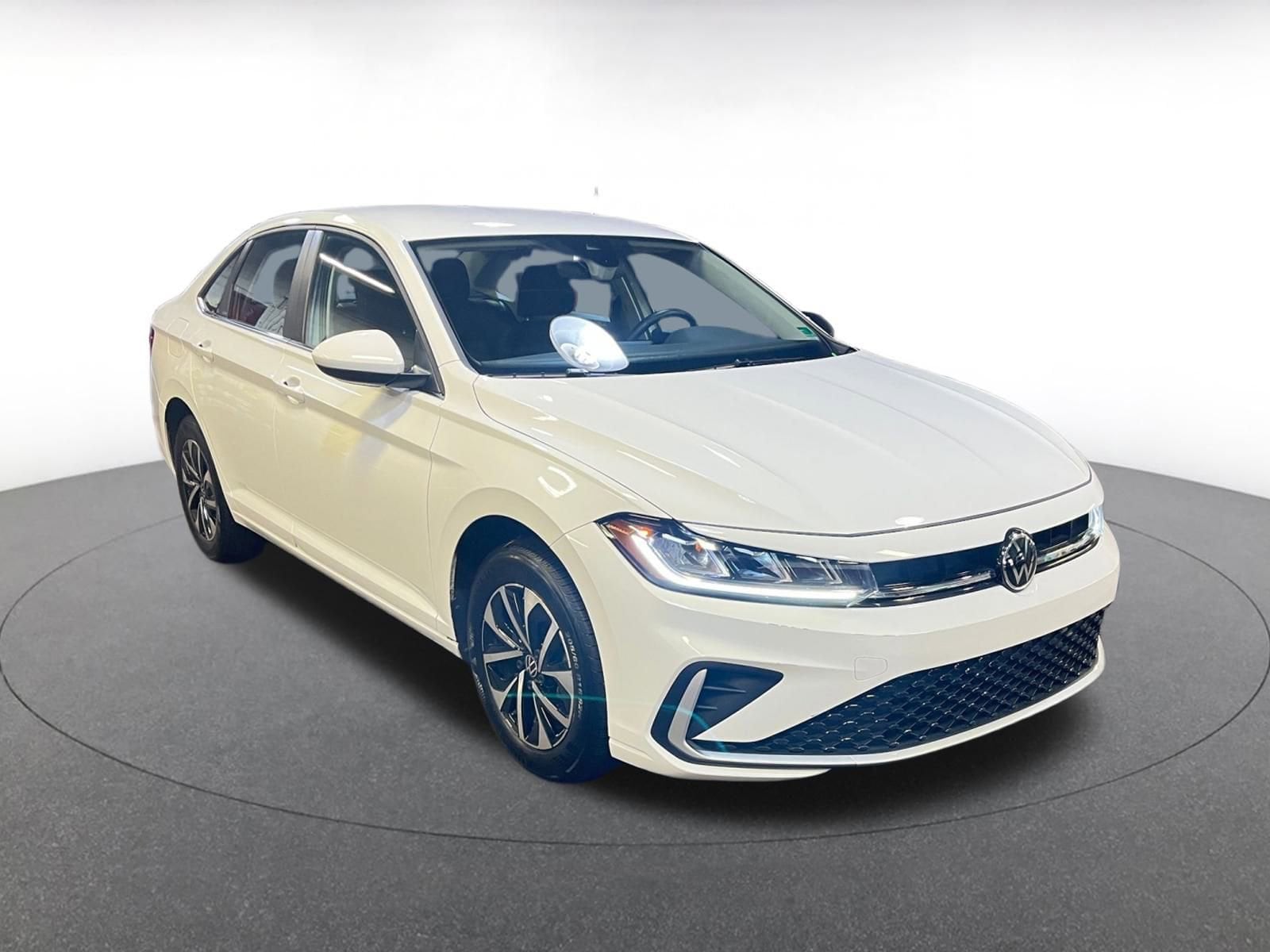 Thumbnail: 2025 Volkswagen Jetta - 1