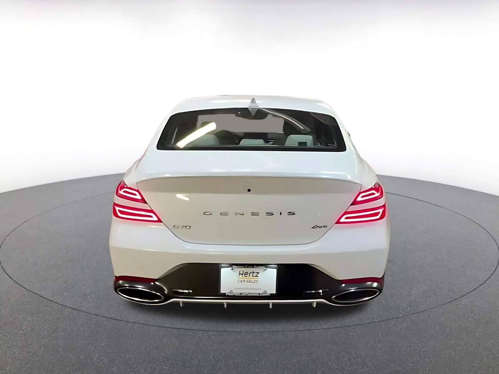 Thumbnail: 2025 Genesis G70 - 12