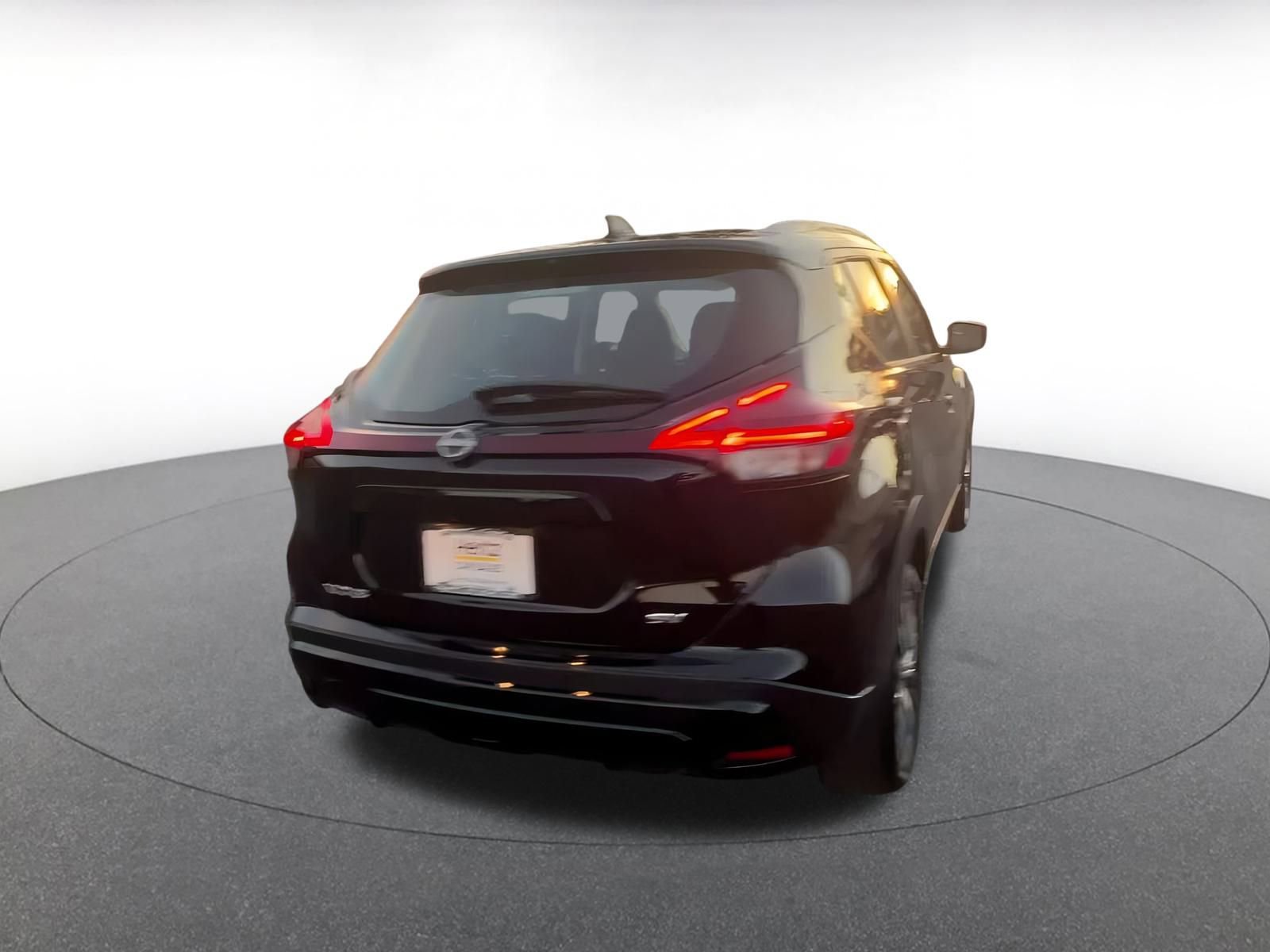 Thumbnail: 2024 Nissan Kicks - 15