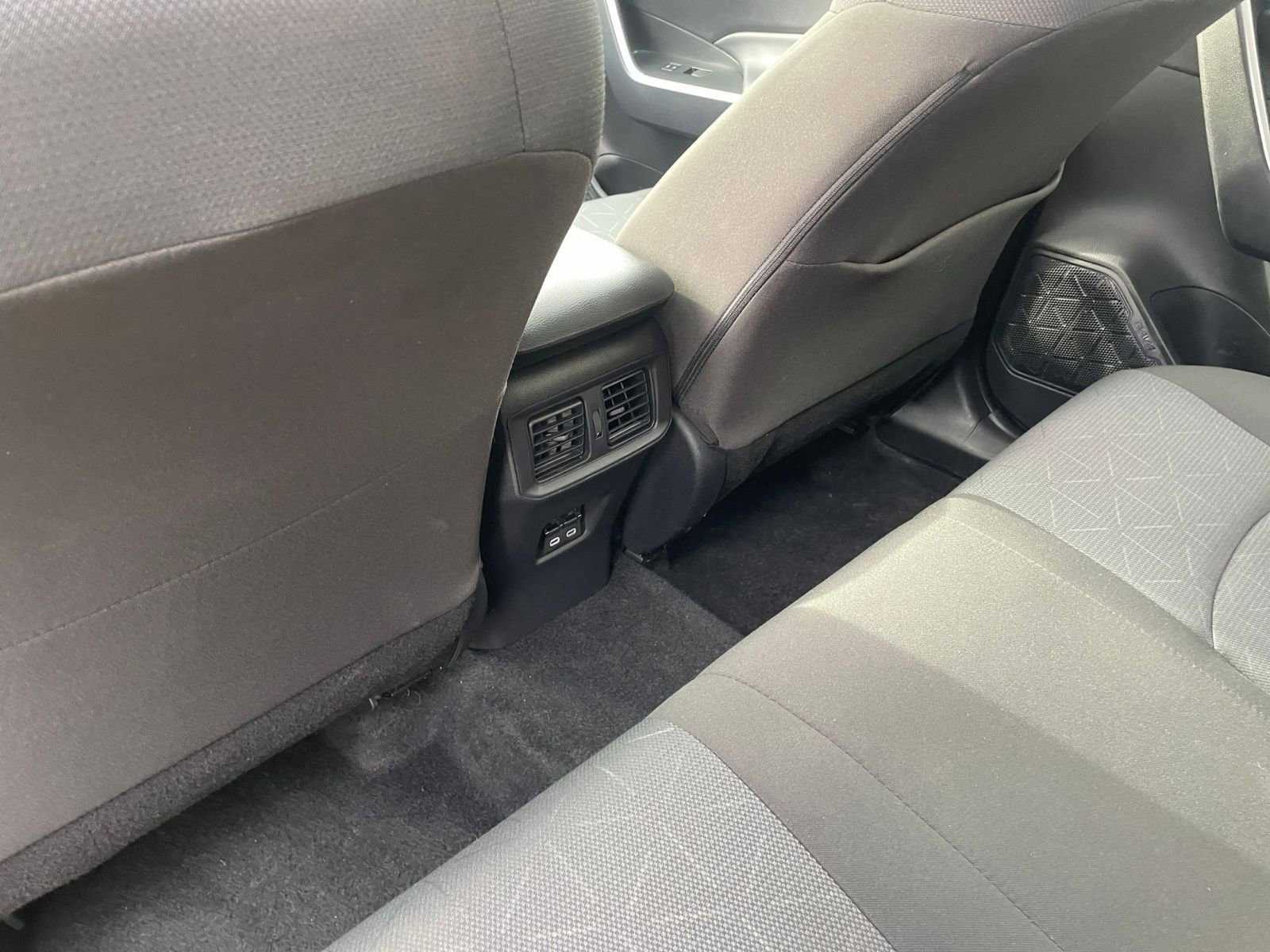 Thumbnail: 2025 Toyota RAV4 - 24