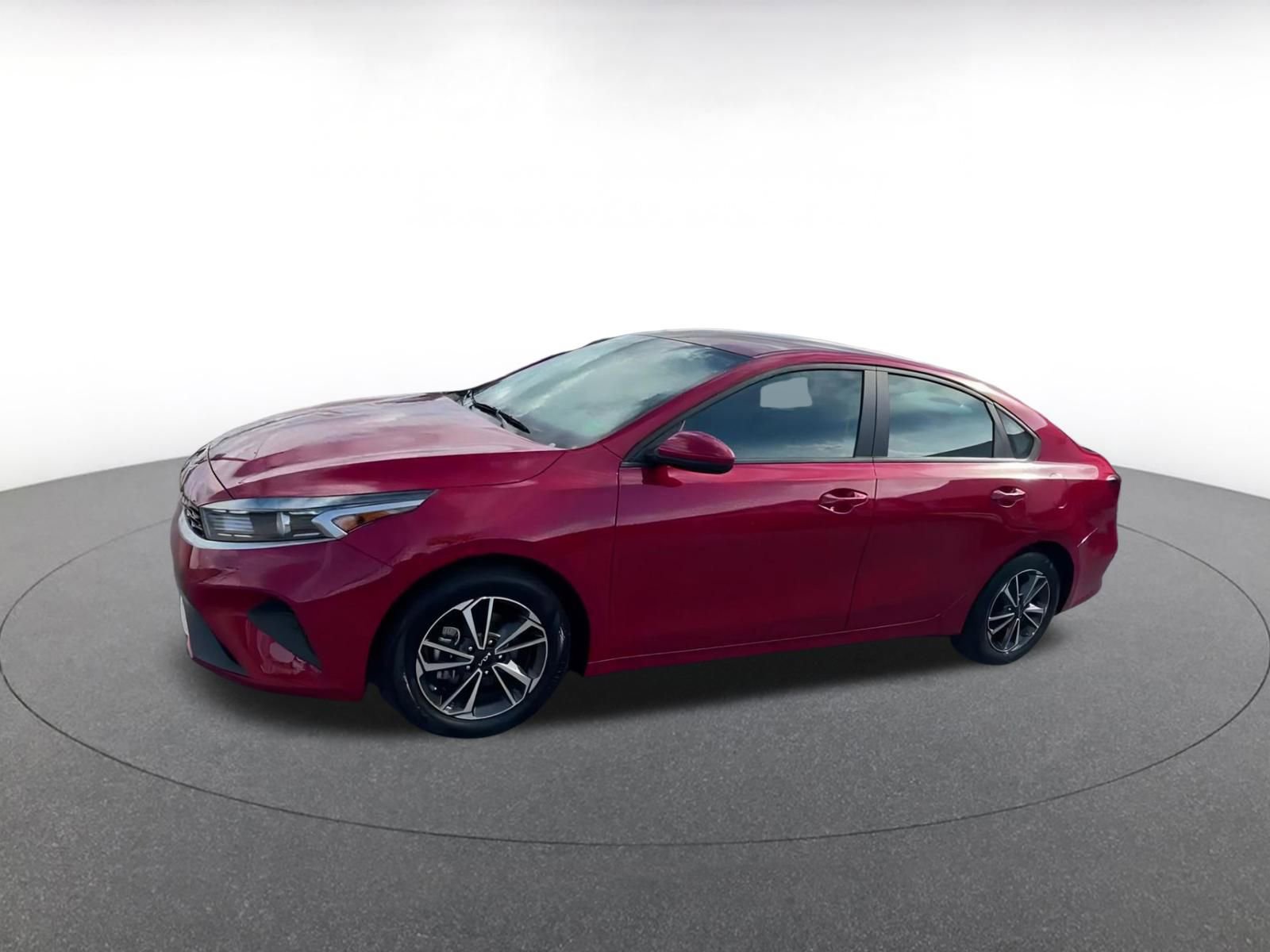 Thumbnail: 2024 Kia Forte - 7