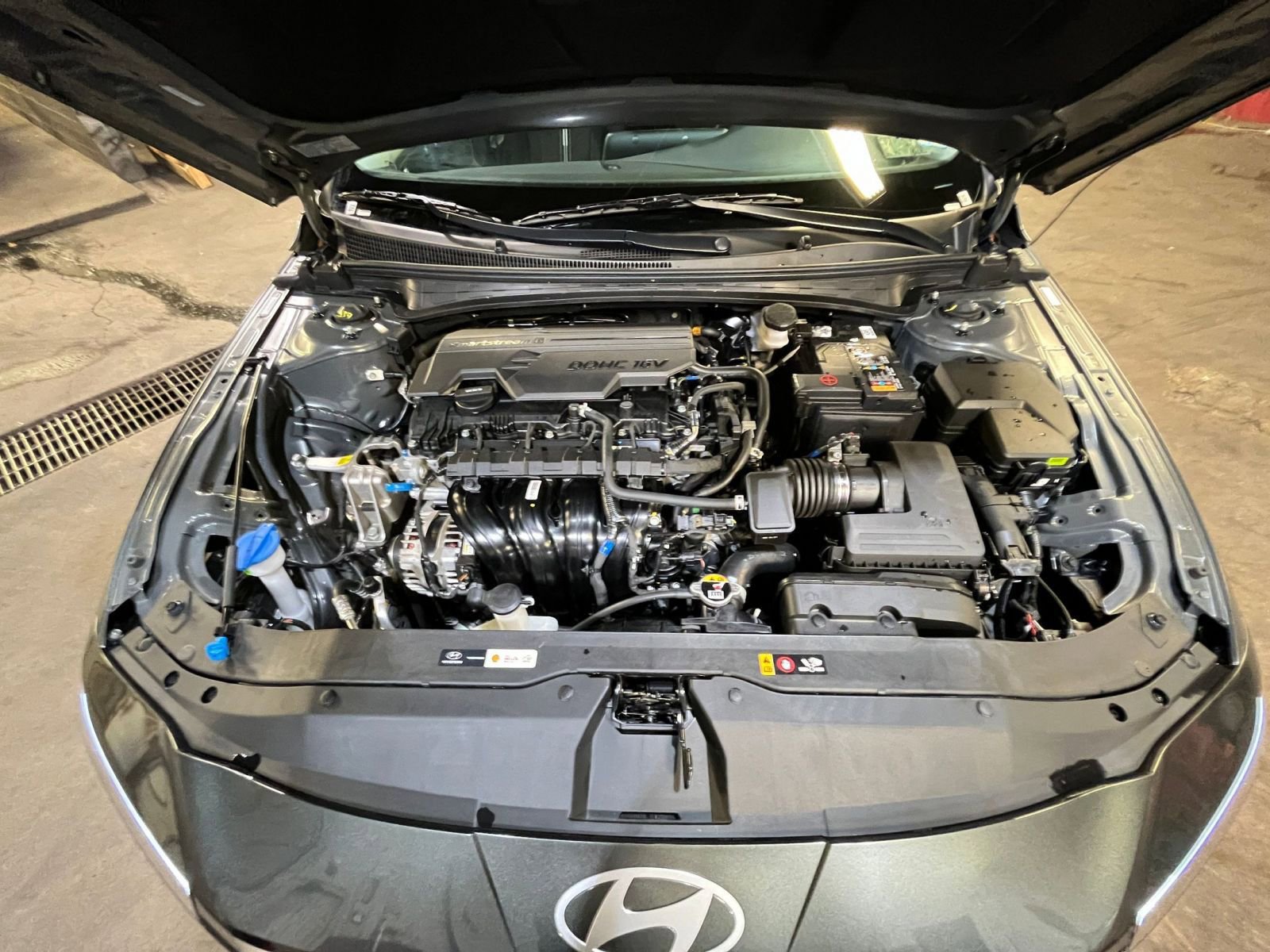 Thumbnail: 2025 Hyundai Elantra - 31