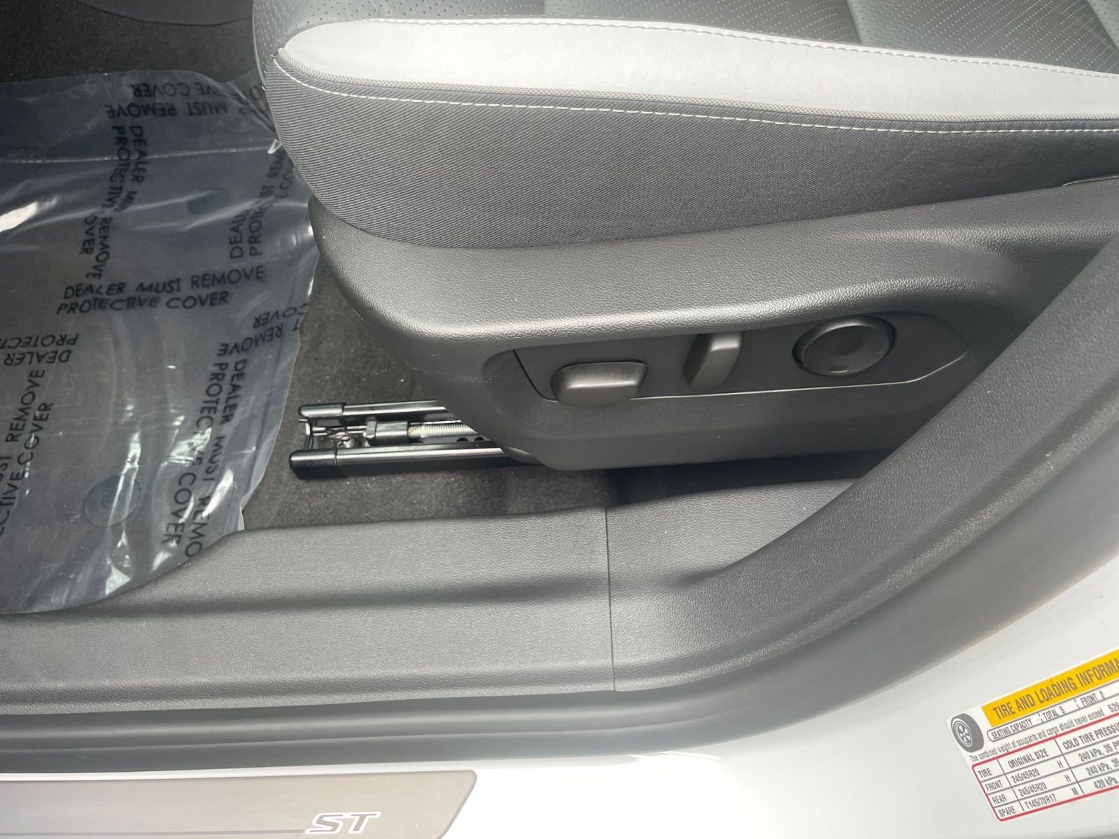 Thumbnail: 2024 Buick Envision - 23