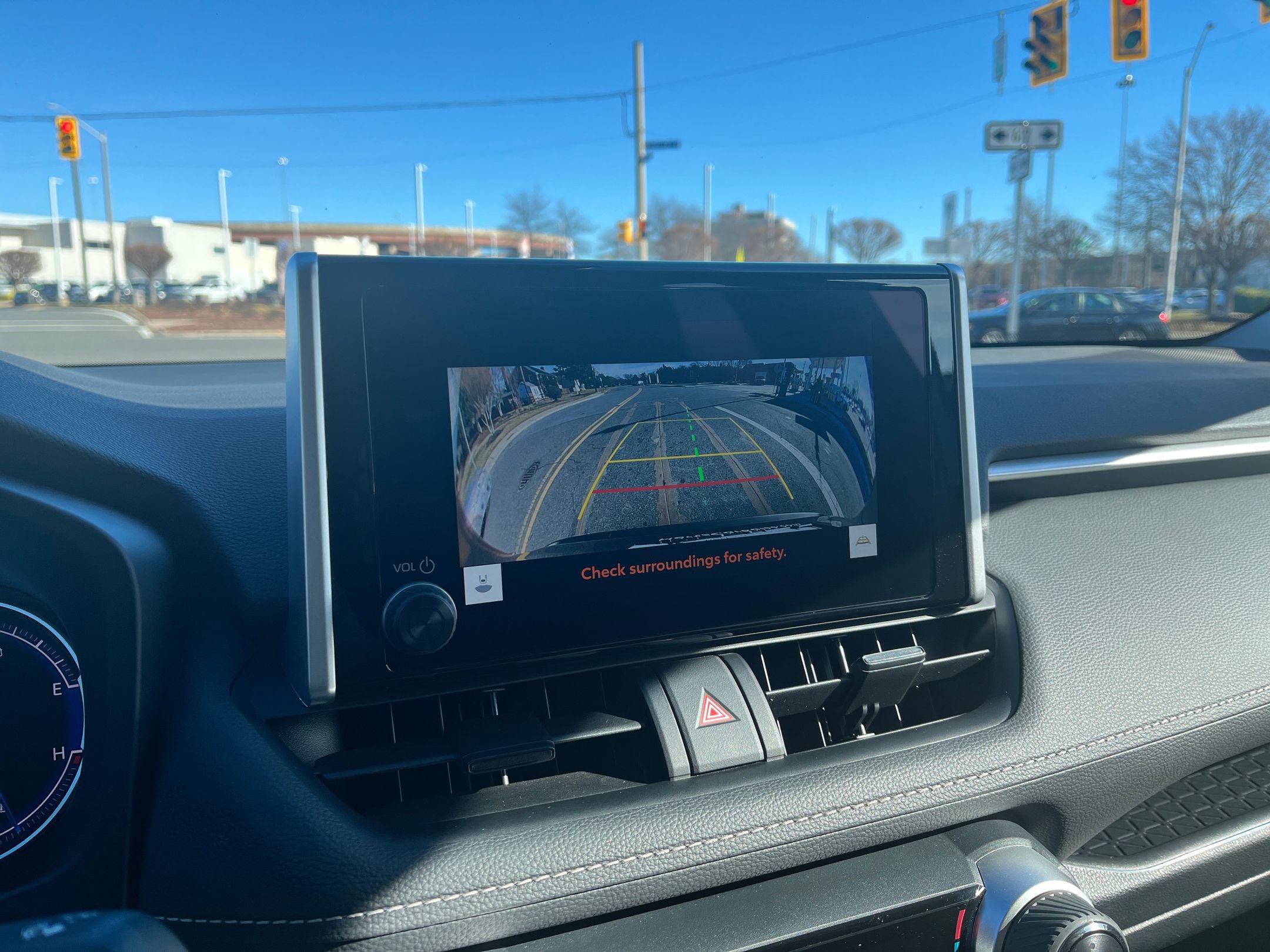 Thumbnail: 2025 Toyota RAV4 - 17