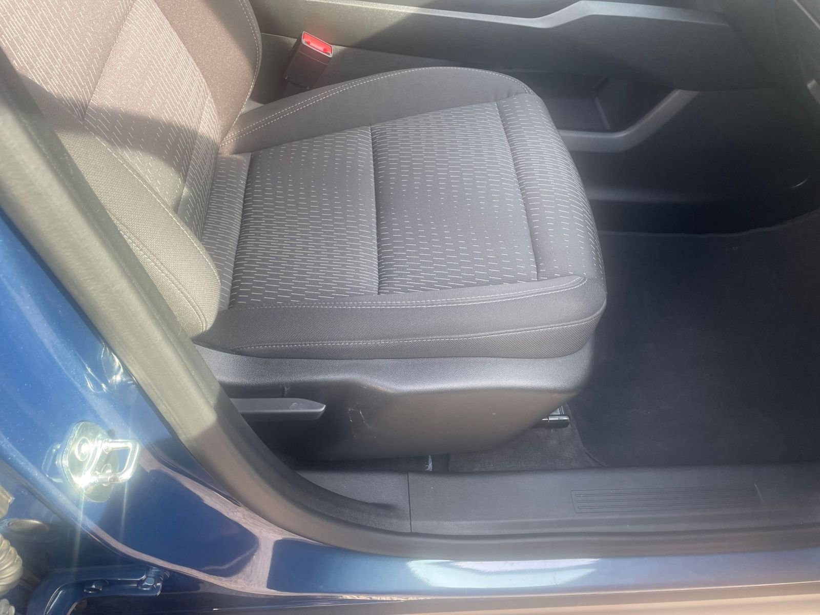 Thumbnail: 2025 Chevrolet Equinox - 25