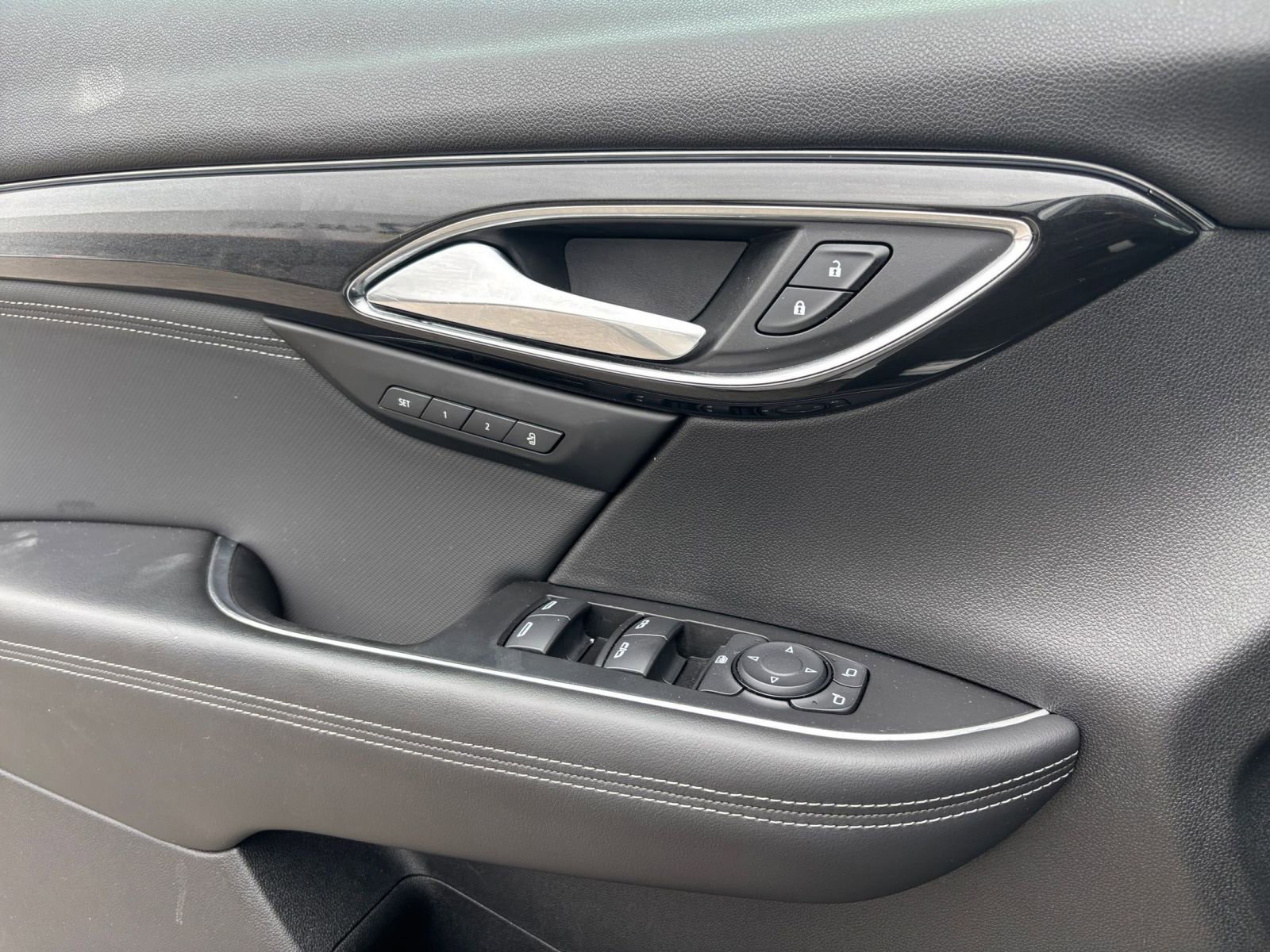 Thumbnail: 2024 Buick Envision - 18